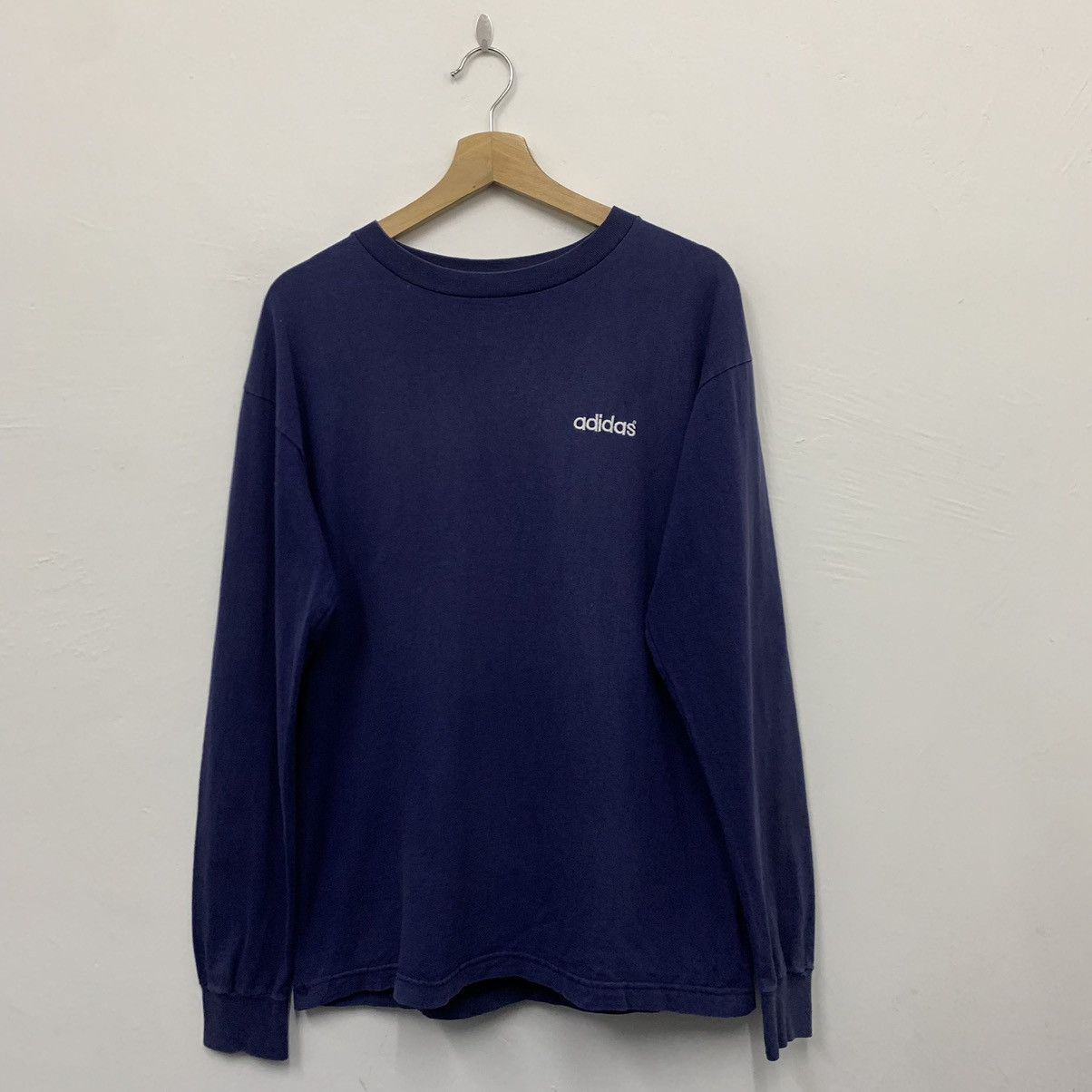 Adidas Vintage 90s Adidas t-shirt Size US M / EU 48-50 / 2 - 1 Thumbnail