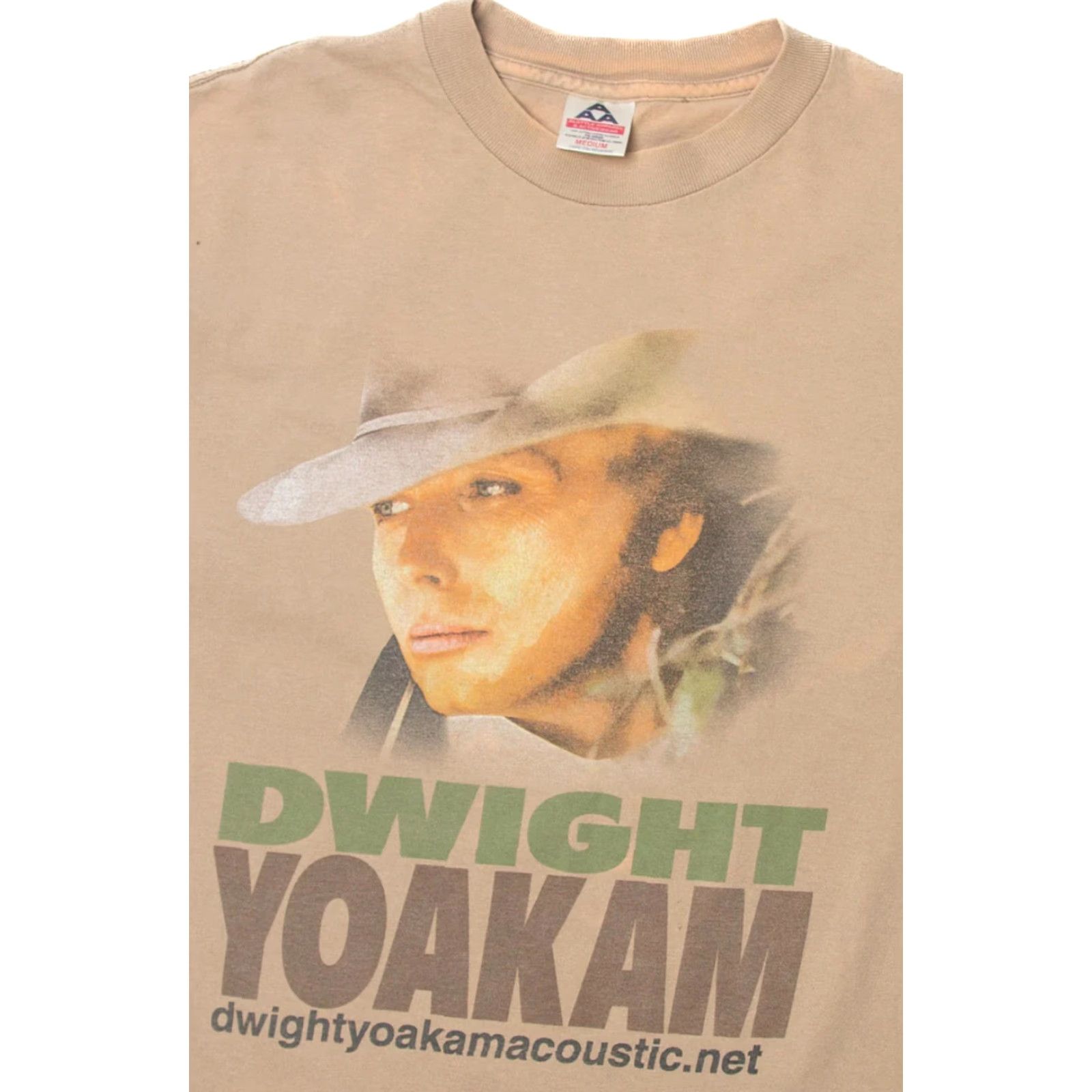 Vintage Vintage Dwight Yoakam Ragstock T-Shirt (2000s) User: Vintage Dwight Yoakam T-Shirt (Ragstock 2000s) Size US M / EU 48-50 / 2 - 3 Thumbnail