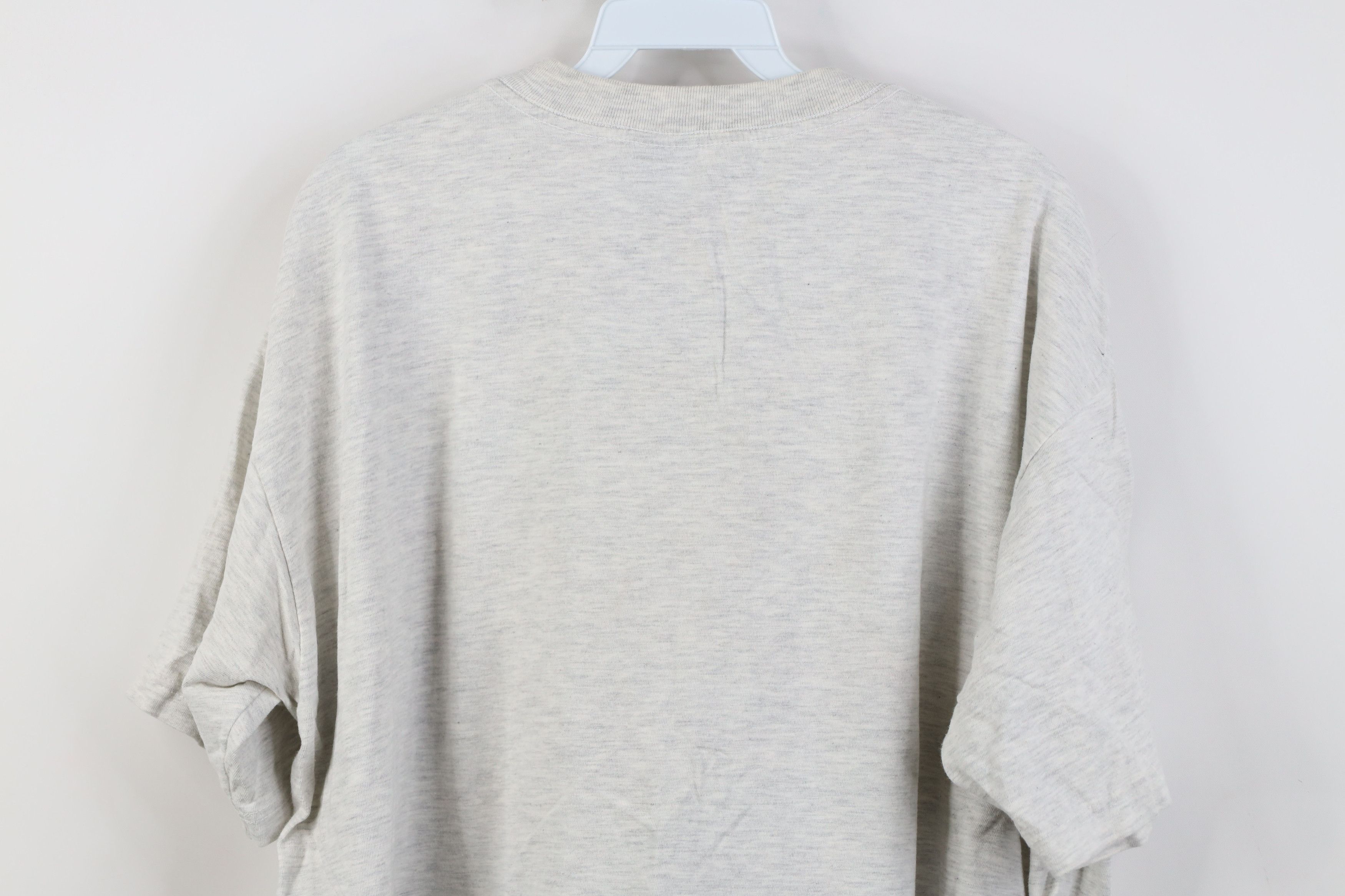 Vintage Vintage 90s Streetwear African Harlem New York T-Shirt Gray Size US L / EU 52-54 / 3 - 13 Thumbnail