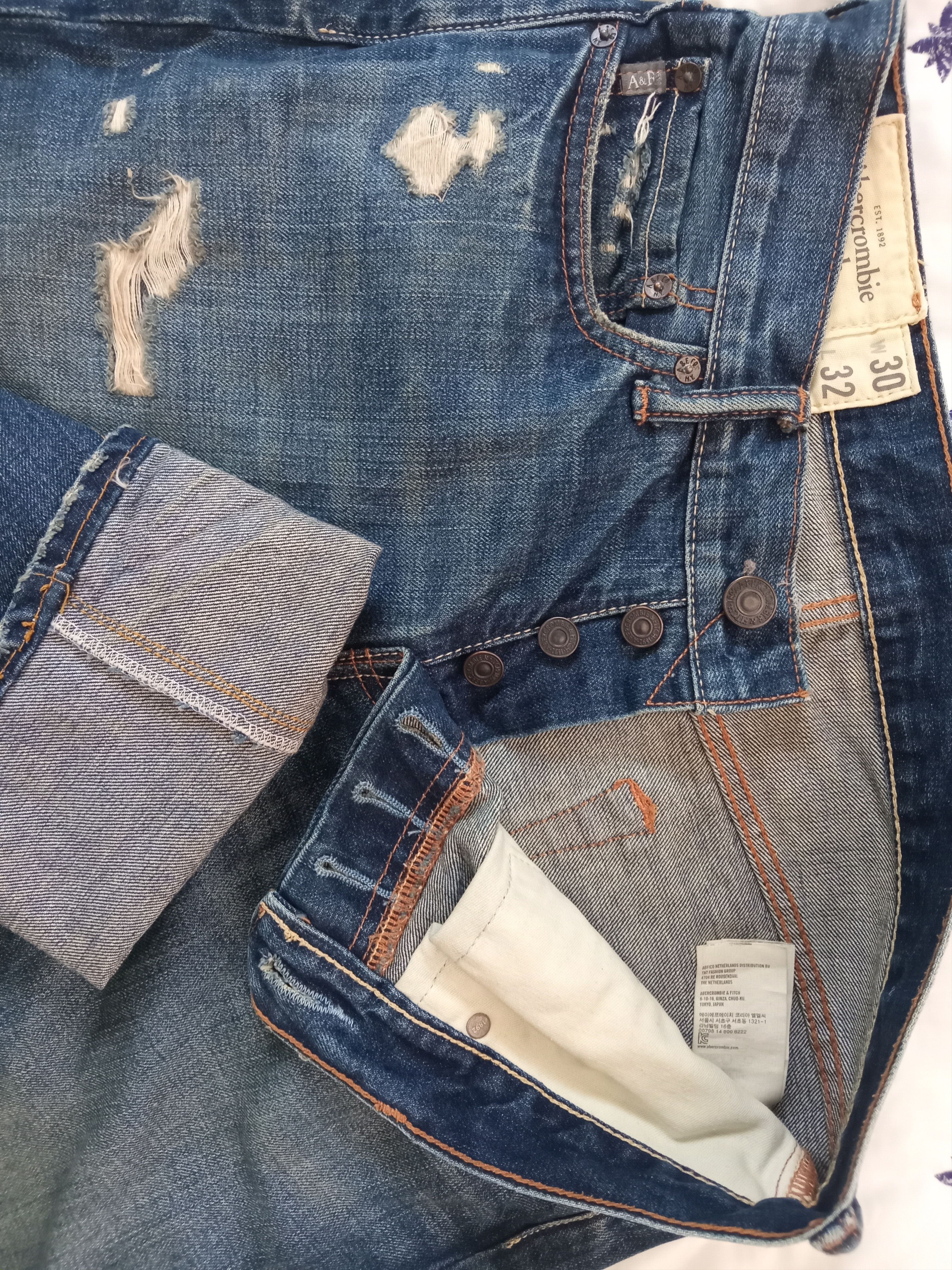 Abercrombie & Fitch × Japanese Brand A&F Classic Straight Ripped Distressed Jeans Pants Size US 32 / EU 48 - 9 Thumbnail