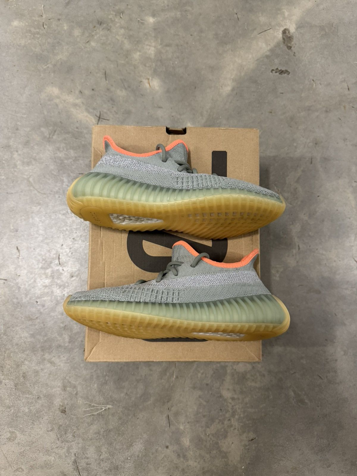 Adidas × Kanye West Adidas Yeezy 350 V2 Desert Sage Size 5.5 Size US 5.5 / EU 38 - 2 Thumbnail