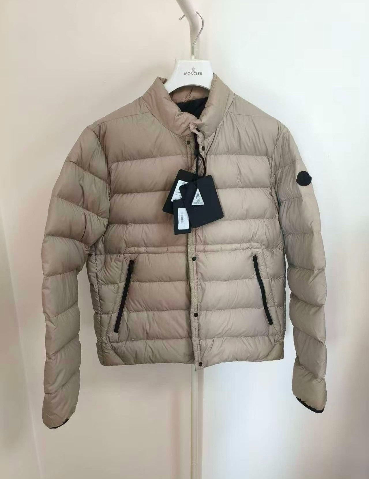Moncler Moncler 25SS Lightweight Gray Down Jacket Size US L / EU 52-54 / 3 - 1 Thumbnail