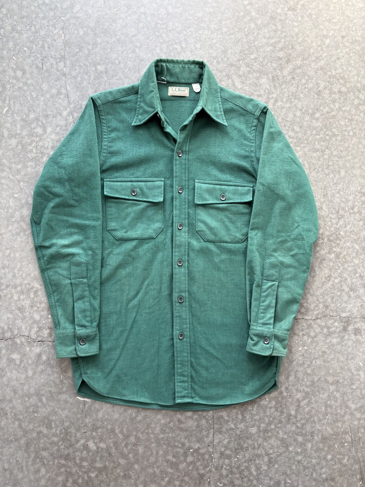 L.L. Bean Vintage 90s LL Bean Chamois Cloth Shirt Pine Green Size US M / EU 48-50 / 2 - 1 Thumbnail