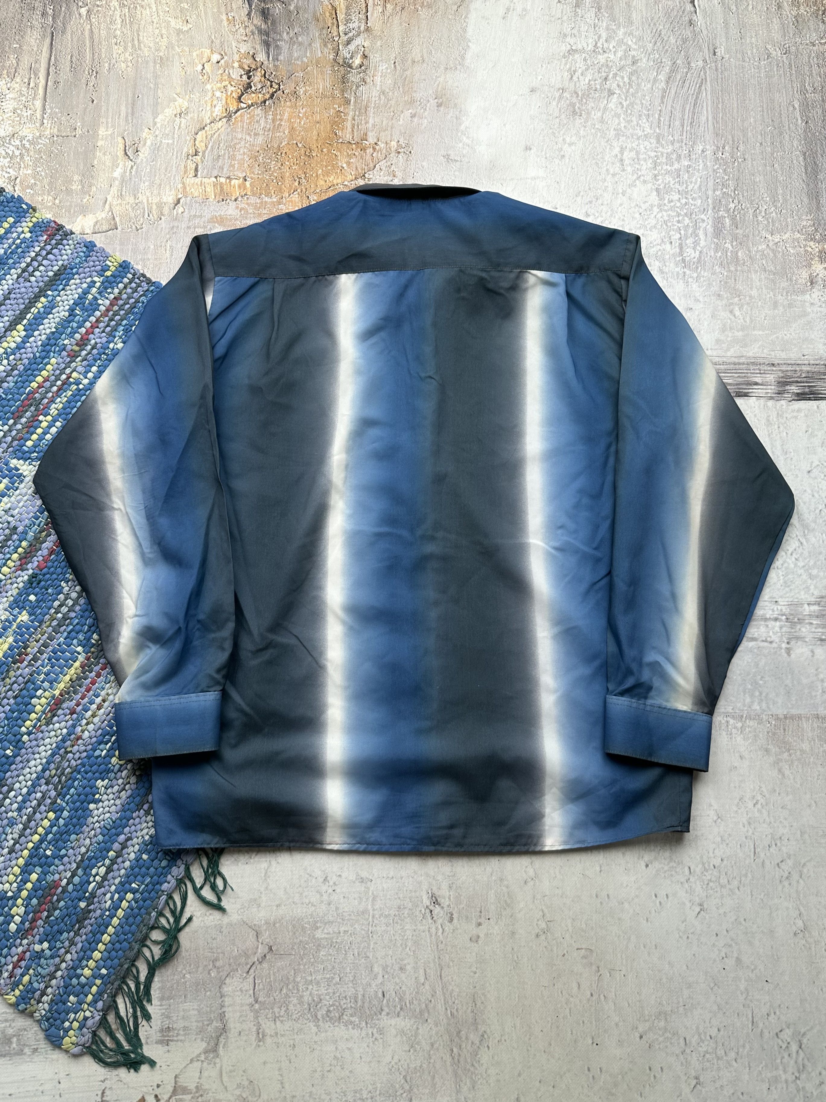 Vintage Vintage Gradient Shirt A667(86) Size US L / EU 52-54 / 3 - 10 Thumbnail