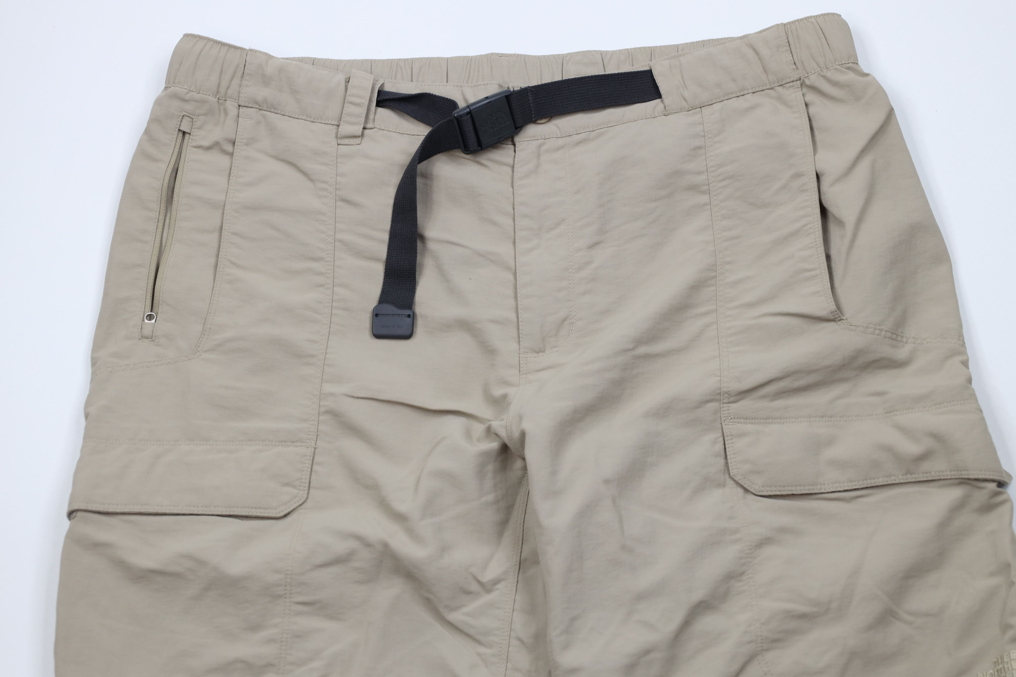 The North Face Vintage The North Face Wide Leg Cargo Pants Shorts Size US 38 / EU 54 - 2 Thumbnail