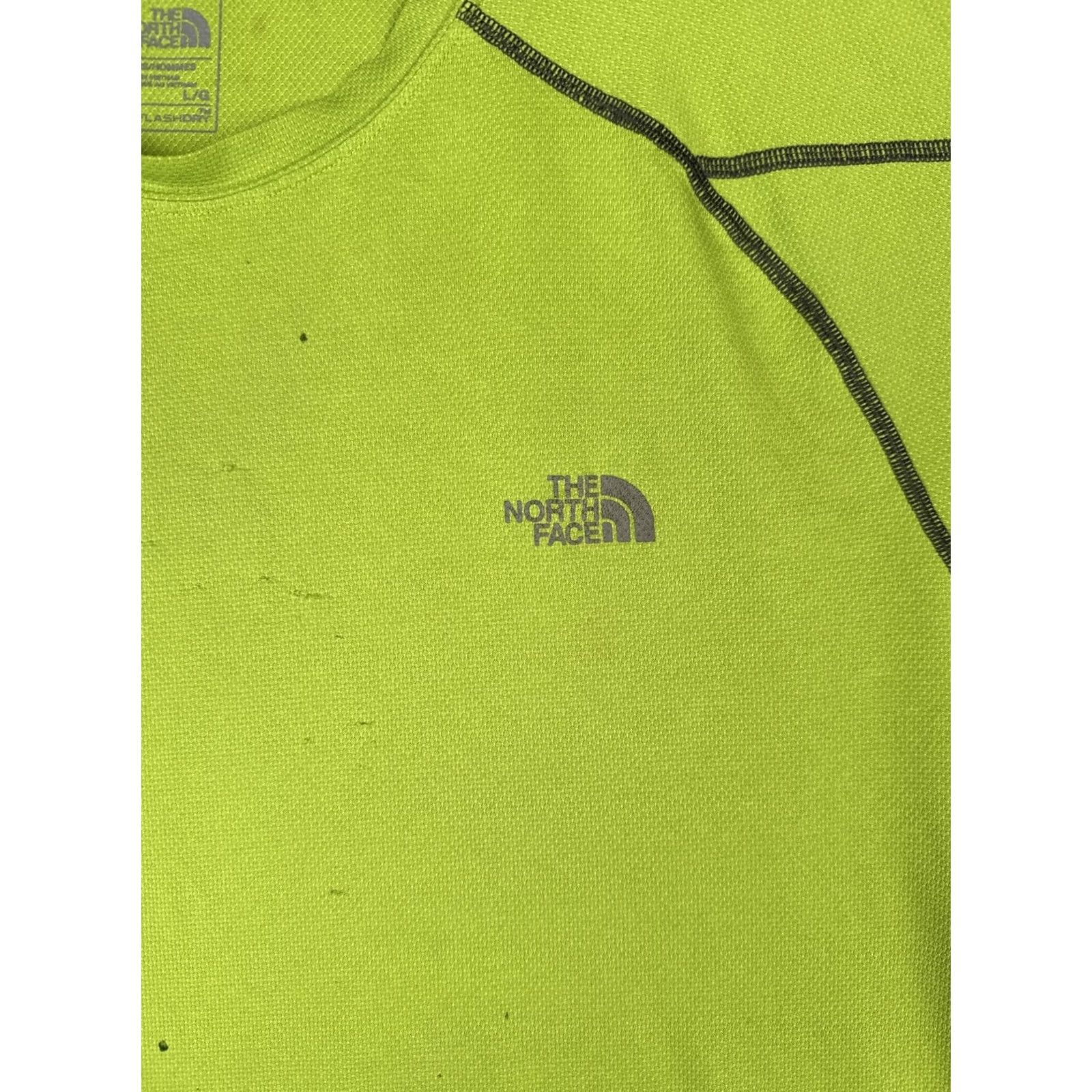 The North Face The North Face Shirt Mens L Green Crew Neck Short Sleeve FlashDry Logo Tee Size US L / EU 52-54 / 3 - 6 Thumbnail