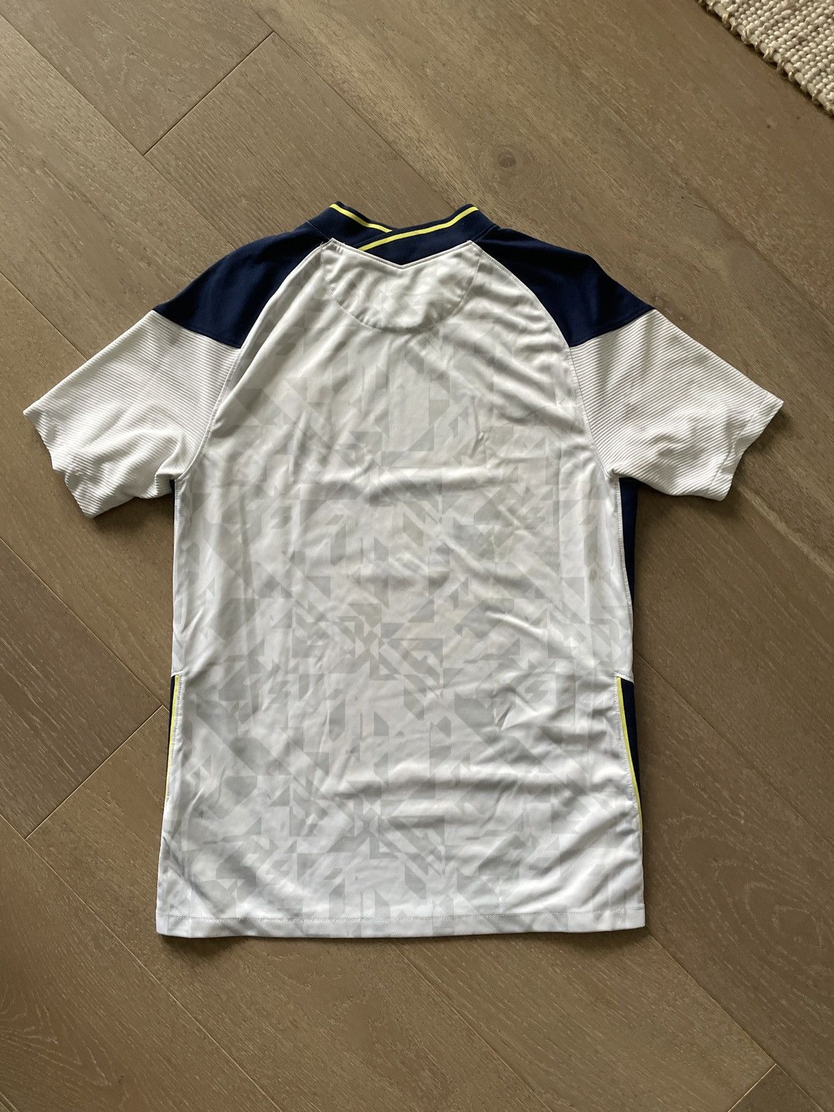 Nike Nike Tottenham Hotspurs 2020 2021 Soccer Jersey Size US M / EU 48-50 / 2 - 5 Thumbnail