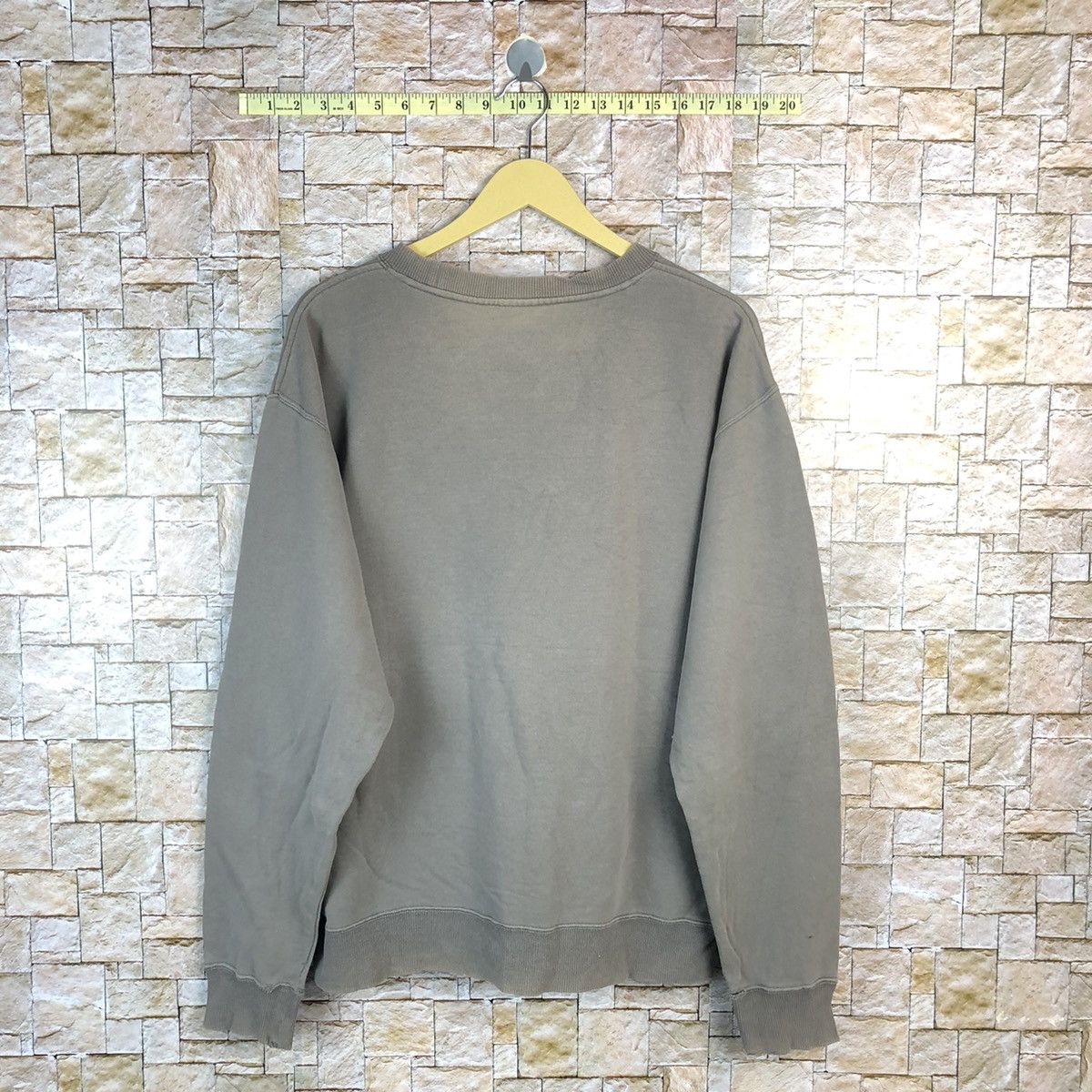 Champion × Vintage Champion vintage faded Brown Sweatshirt #A497 Size US XL / EU 56 / 4 - 13 Thumbnail