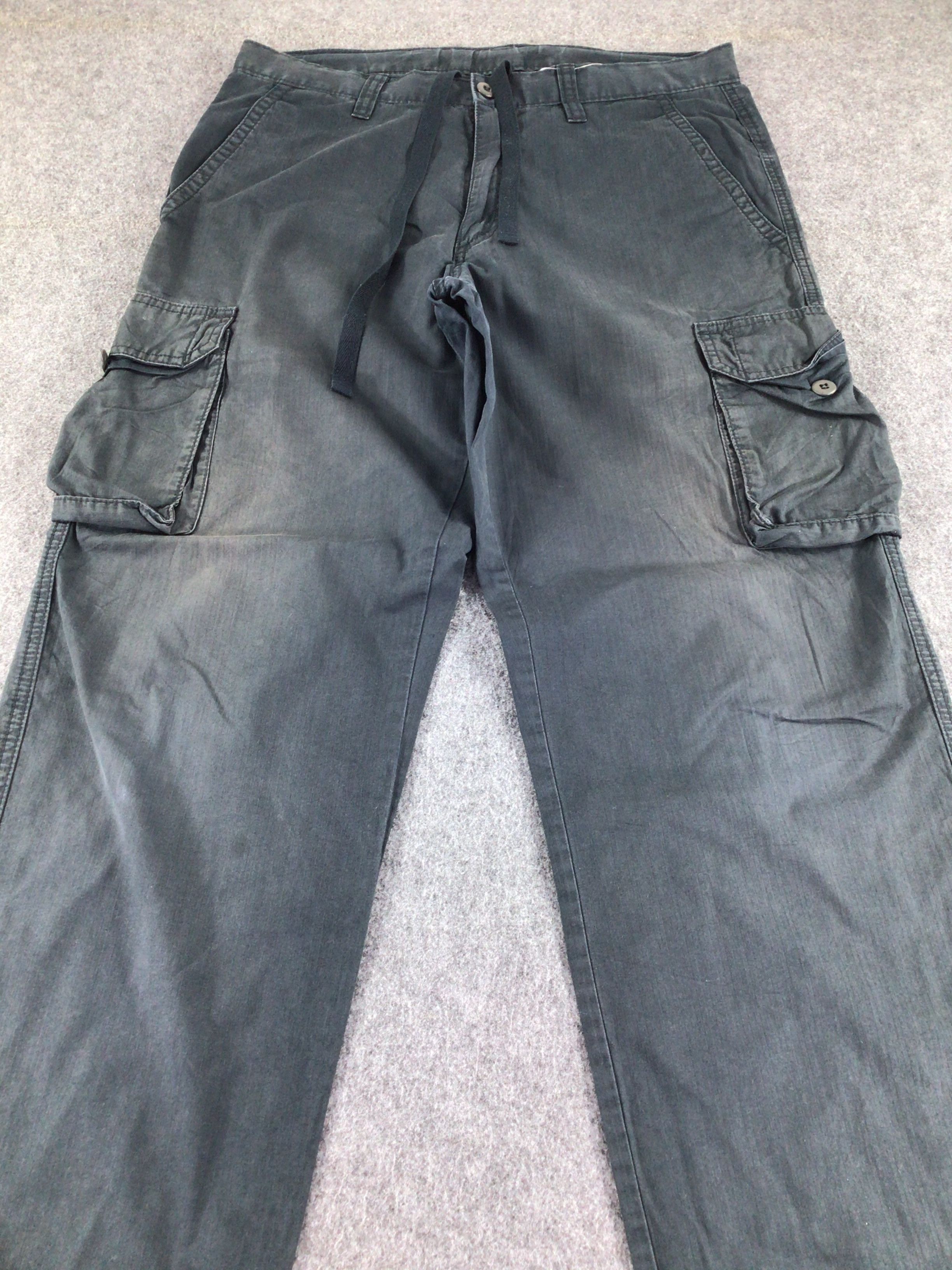 Uniqlo Uniqlo Cargo Pant -J149 Size US 33 - 3 Thumbnail