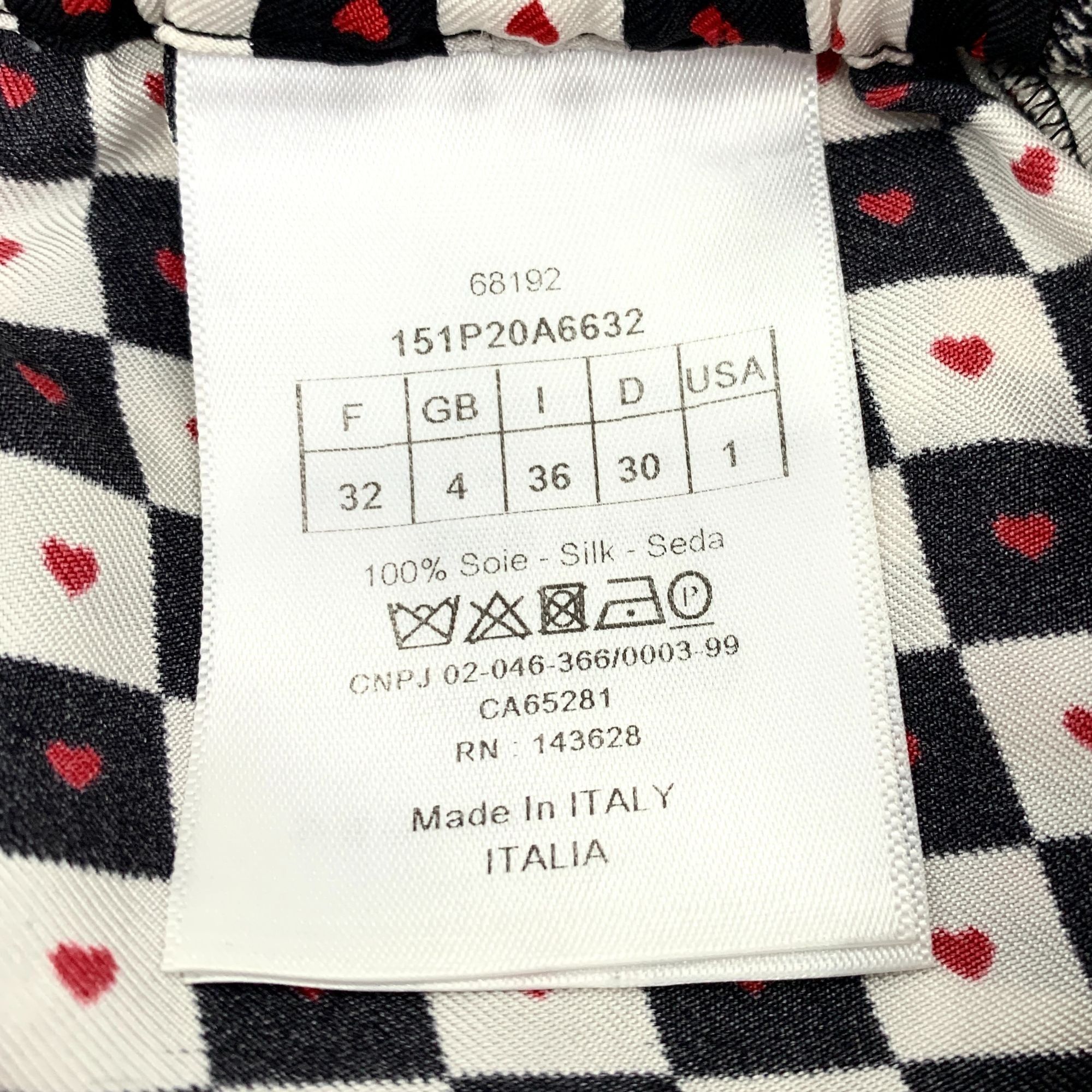 Dior Christian Dior Checkerboard Heart Pattern Shorts Size 24" / US 00 / IT 34 - 7 Thumbnail
