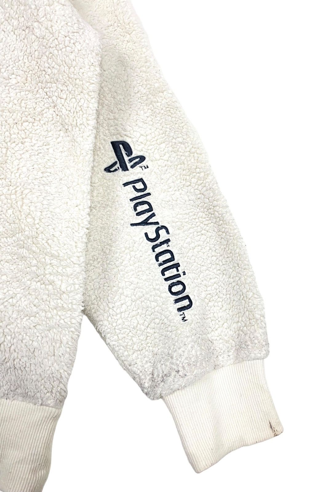 GU Rare‼️ Gu x PlayStation Deep Pile Fleece Size L / US 10 / IT 46 - 5 Thumbnail