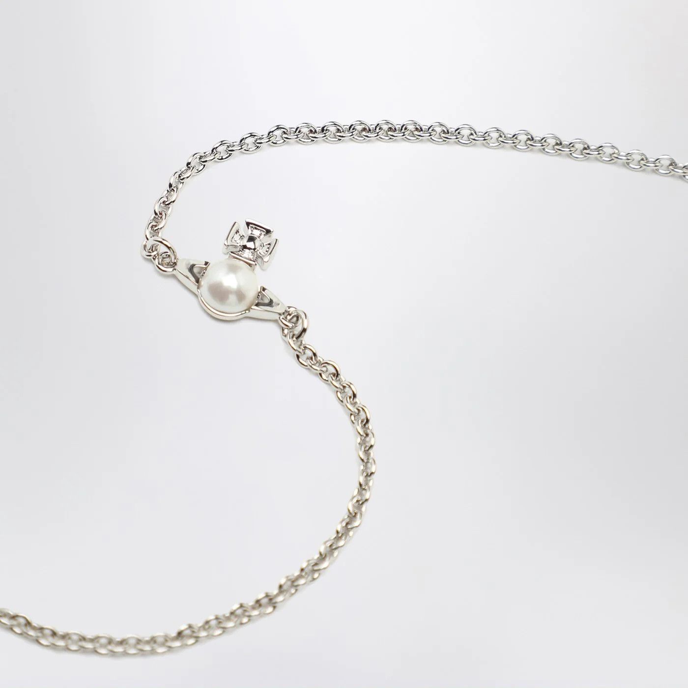 Vivienne Westwood o1d2blof0526 Size: OS / Logo Pearl Bracelet in Metal Size ONE SIZE - 3 Thumbnail