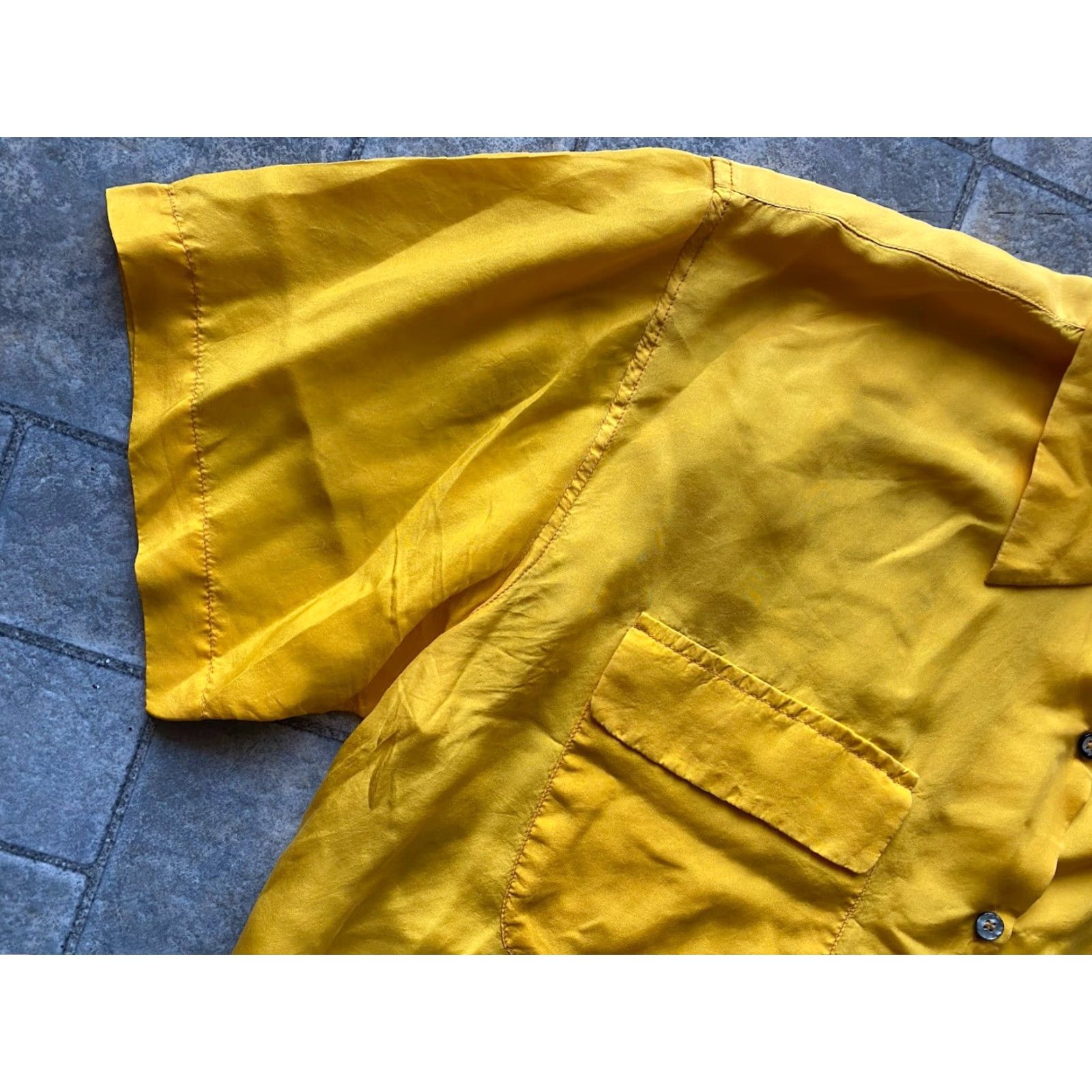 Vintage BUMP Shirt Button-Up Silk Yellow L Mens Short Sleeve 100% Authentic Style Bump Button Shirt Size US L / EU 52-54 / 3 - 5 Thumbnail