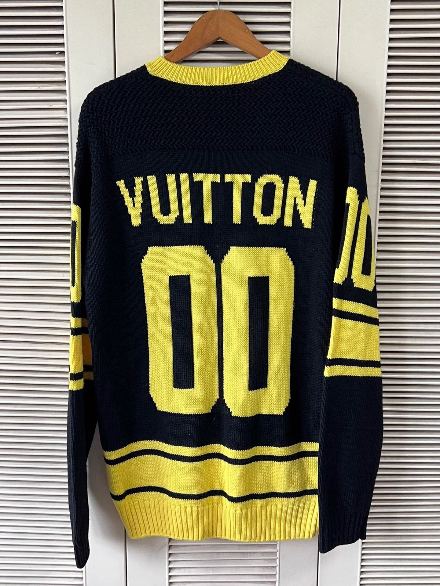 Louis Vuitton LV Black & Yellow color blocked Vneck jersey M Size US M / EU 48-50 / 2 - 2 Thumbnail