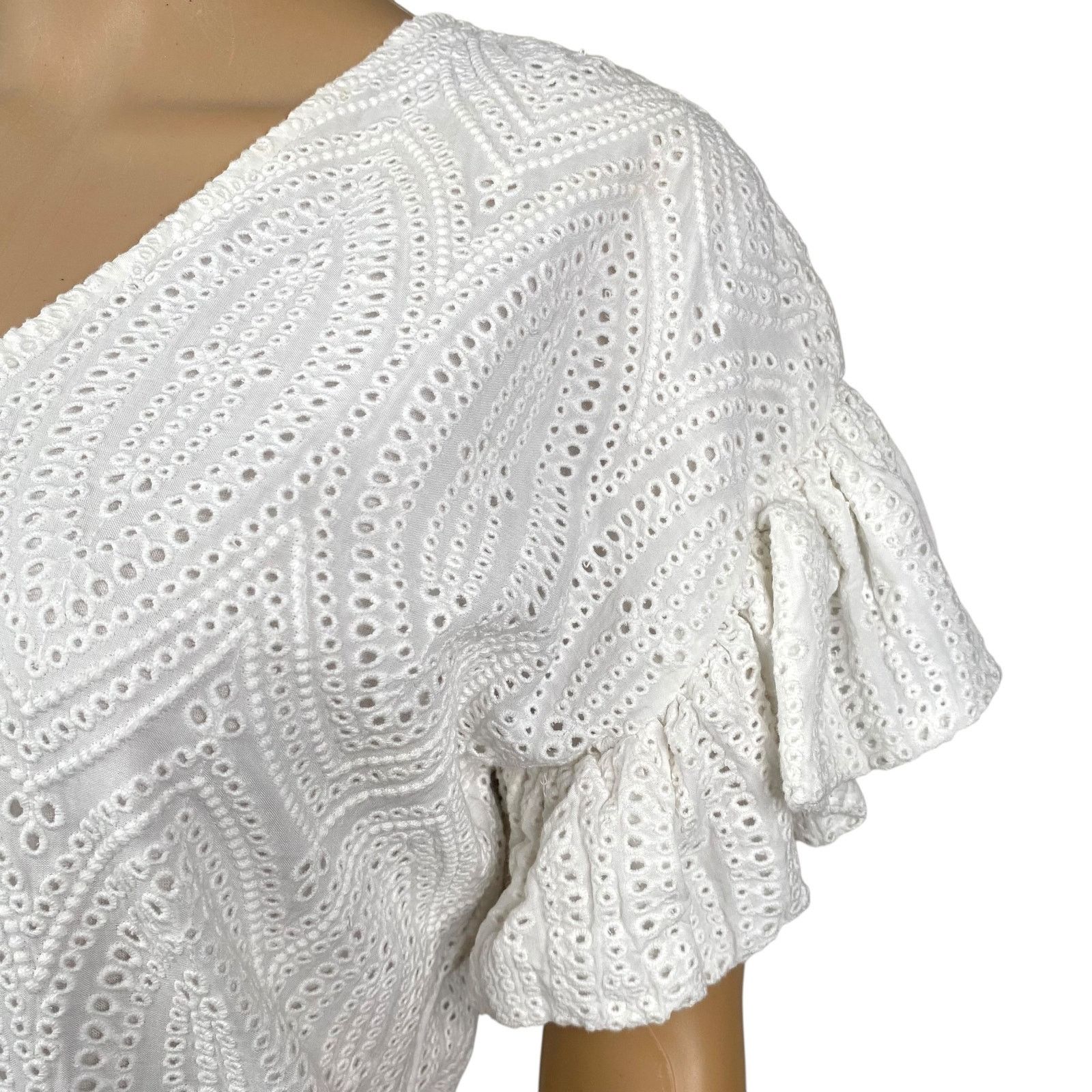 Marie Oliver Marie Oliver White Eyelet Ruffle Sleeve Shift Dress SZ XS Size XS / US 0-2 / IT 36-38 - 3 Thumbnail