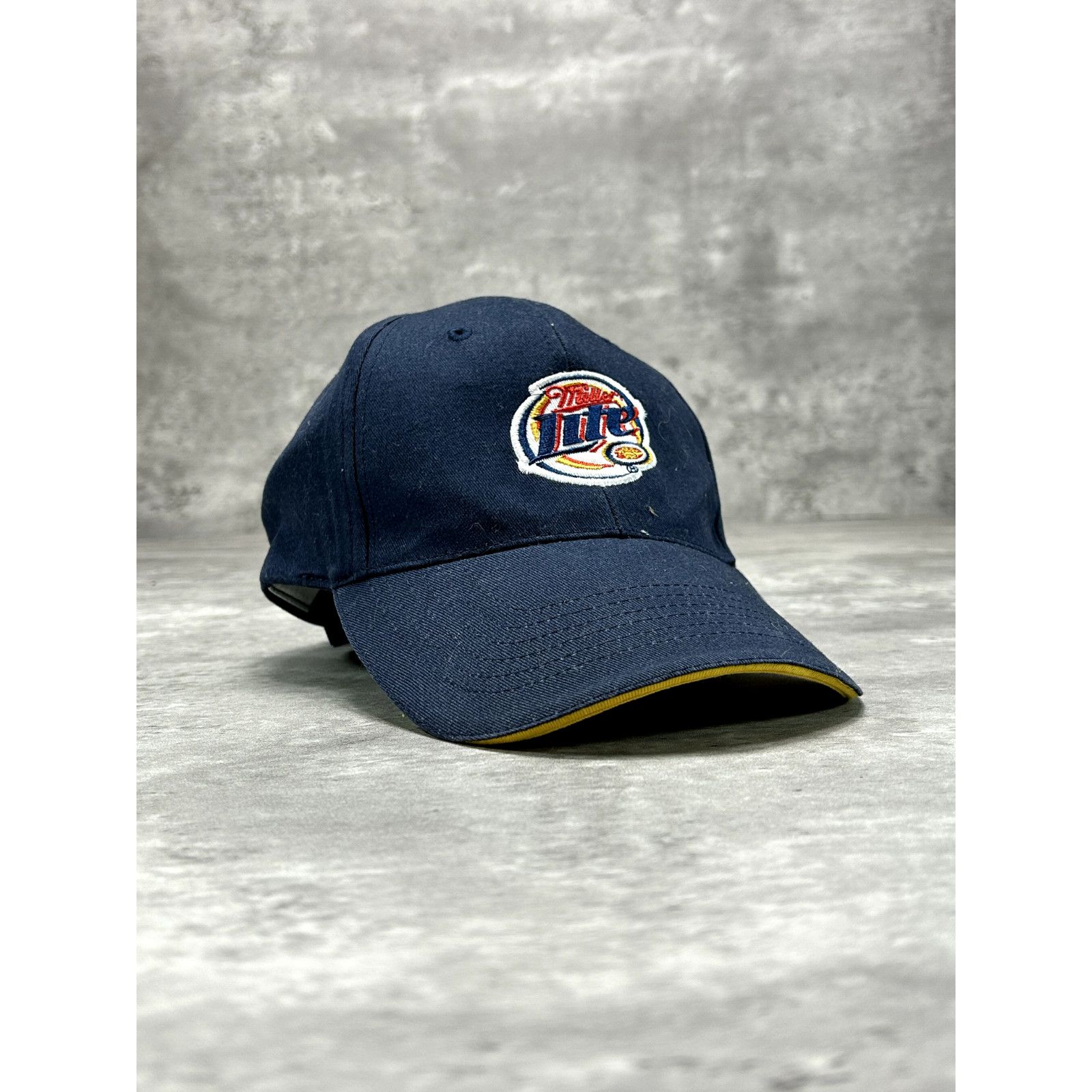 Vintage Vintage Miller Lite Embroidered Logo Snapback Hat OSFA Size ONE SIZE - 1 Thumbnail