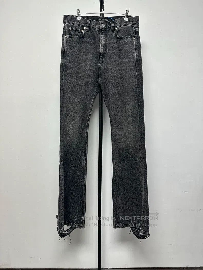 Balenciaga Balenciaga size XS Flared Jeans Black Size US 27 - 1 Thumbnail