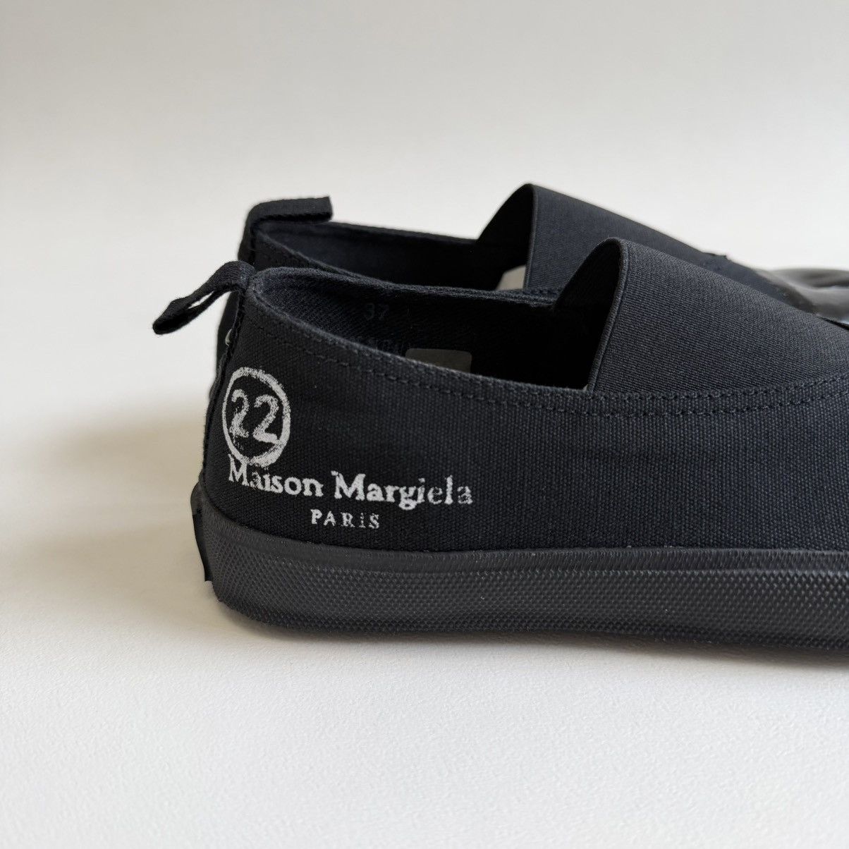 Maison Margiela S/S 20 Black ‘Resin Dipped’ Tabi Sneakers Size US 7 / IT 37 - 3 Thumbnail
