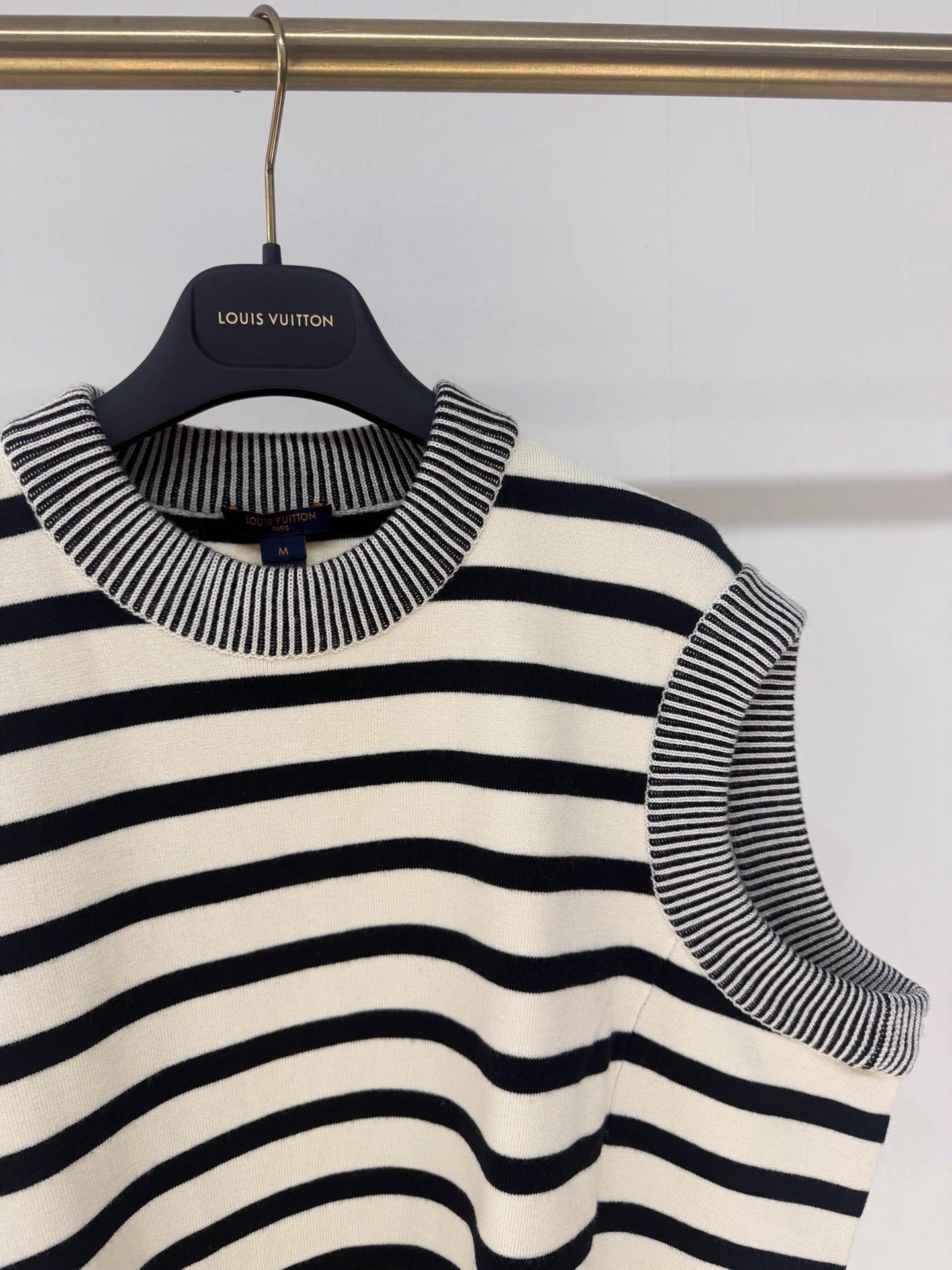 Louis Vuitton Lv Merino Wool Striped Knit Vest Size M / US 6-8 / IT 42-44 - 2 Thumbnail