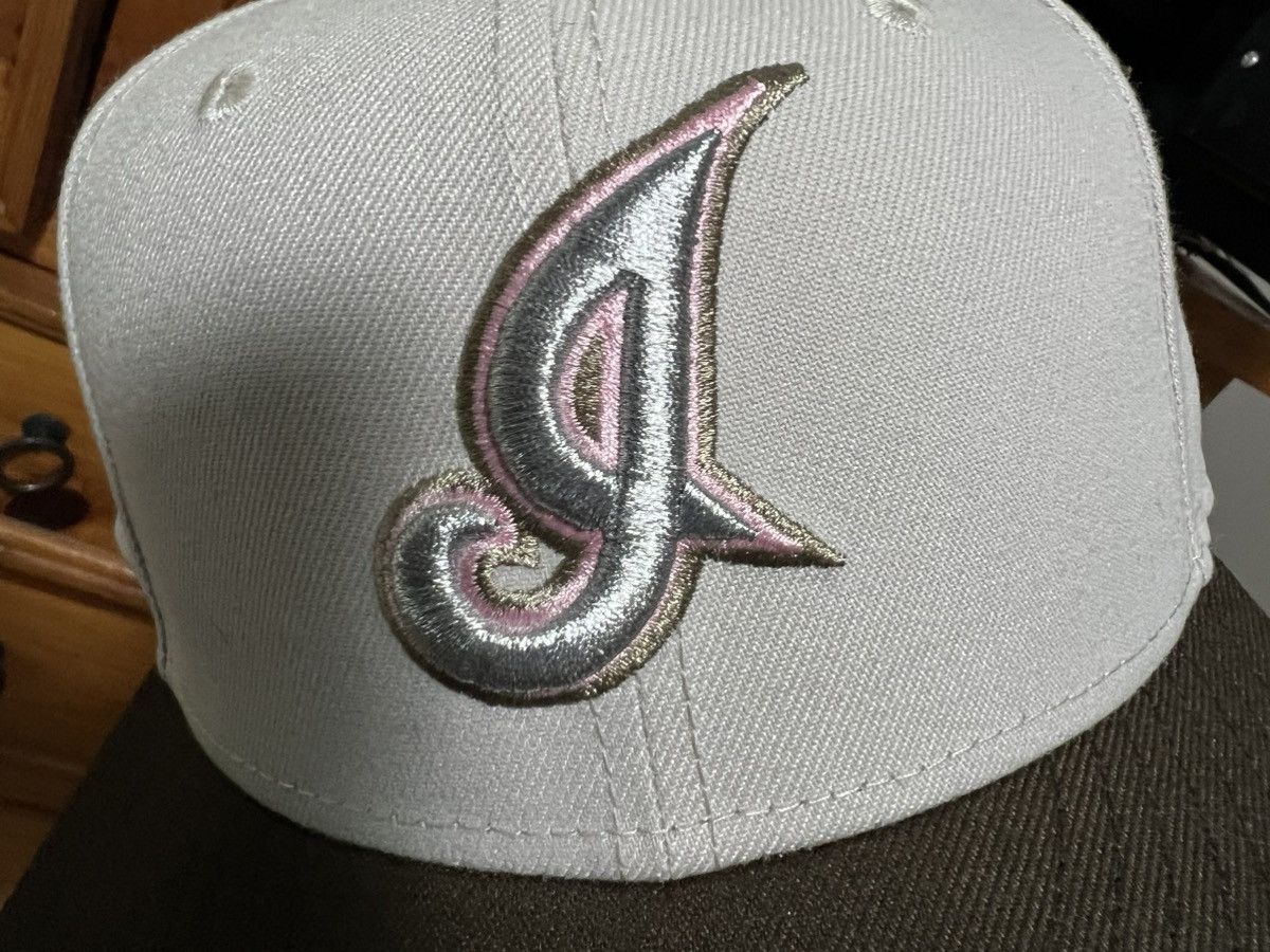 New Era Cleveland fitted hat 7 1/8 pink uv exclusive Size ONE SIZE - 6 Thumbnail