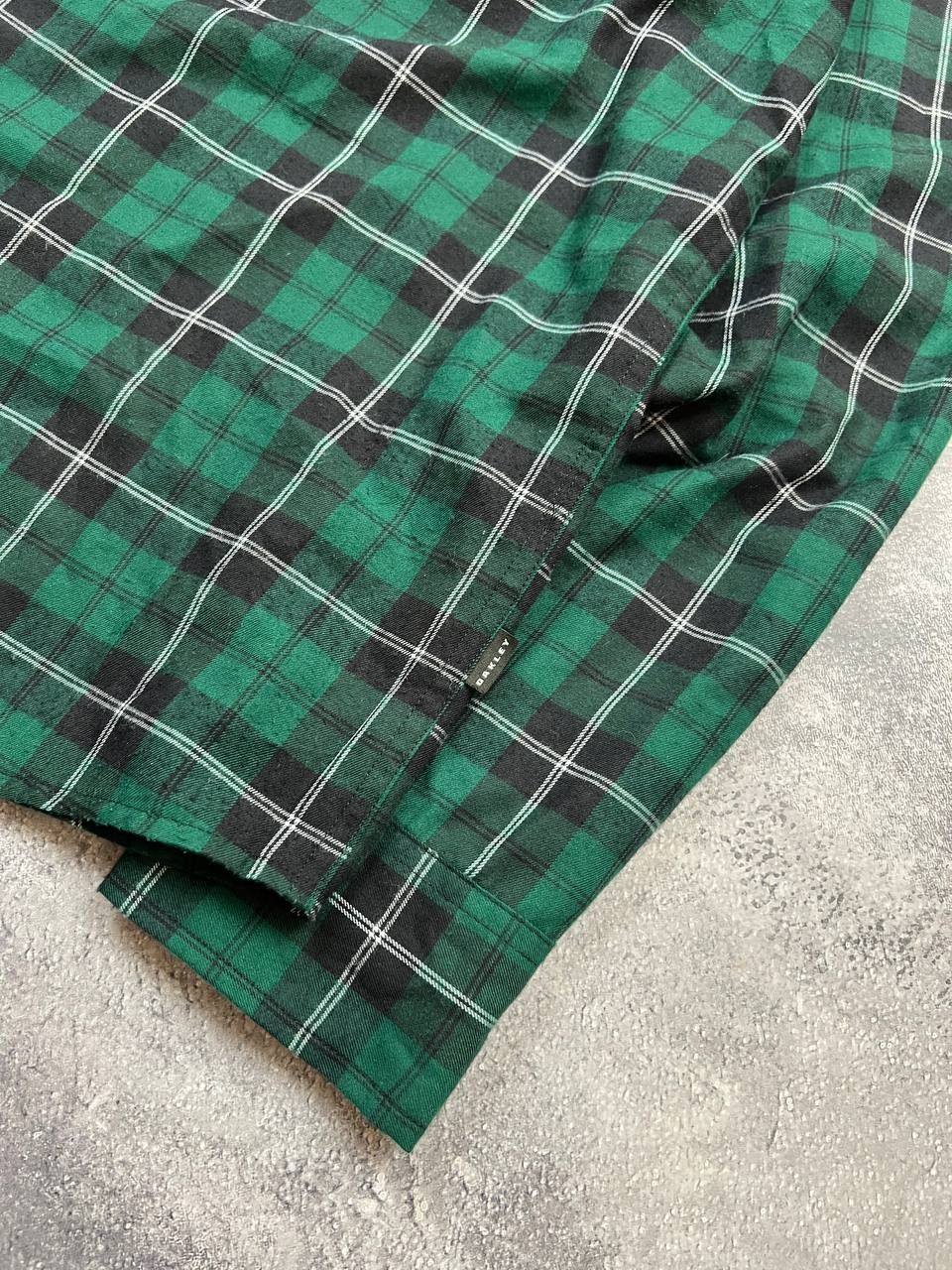 Oakley Vintage Oakley Shirt Flannel Insulated Overshirt Jacket Size US XL / EU 56 / 4 - 6 Thumbnail