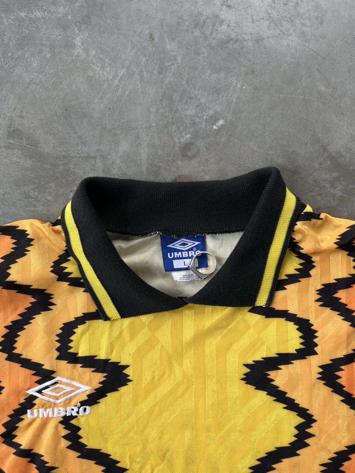 Umbro (Rare) 90s Vintage Umbro GK jersey Size US L / EU 52-54 / 3 - 4 Thumbnail