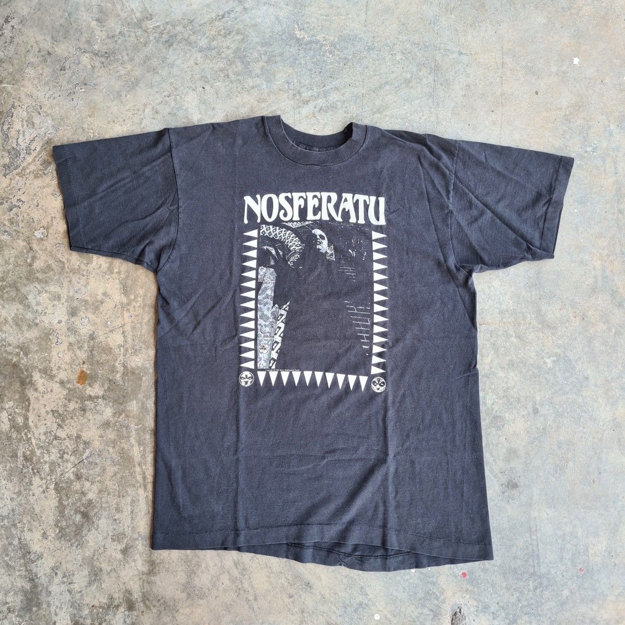 Other *RARE* 1991 NOSFERATU FADED DISTRESSED T-SHIRT VTG SINGLE Size US XL / EU 56 / 4 - 1 Thumbnail