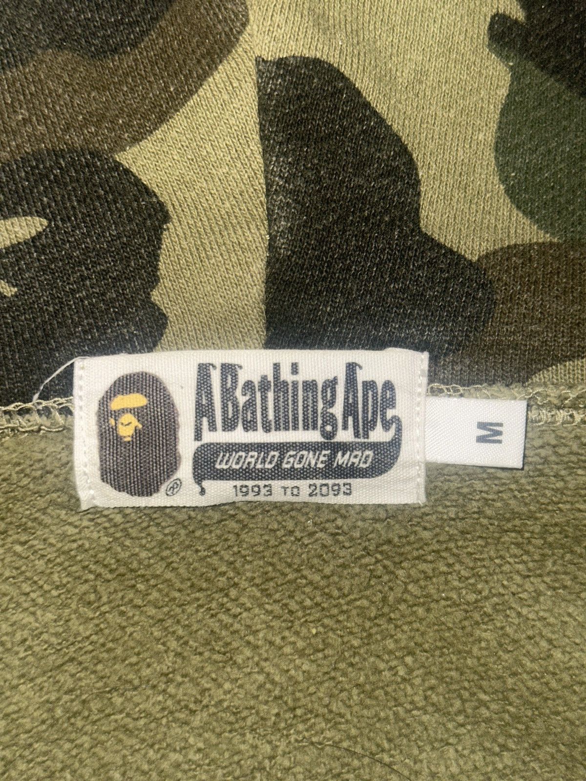 Bape BAPE 1st Camo Shark Hoodie Size US M / EU 48-50 / 2 - 11 Thumbnail