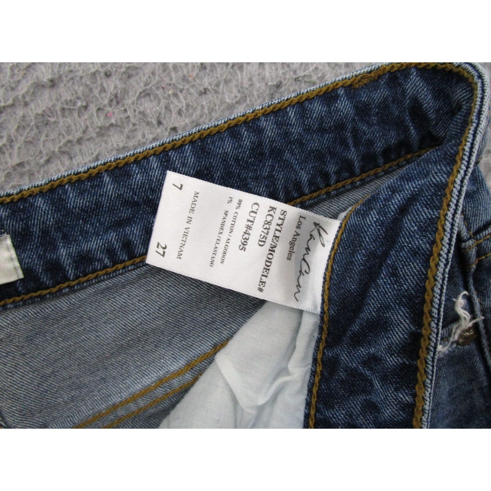 Vintage Kancan Distressed Denim High Rise Raw Cut Off Hem Ankle Jeans 27 Blue Womens Jeans Size 27 Distressed Denim Ankle KanCan Size 27" / US 4 / IT 40 - 5 Thumbnail