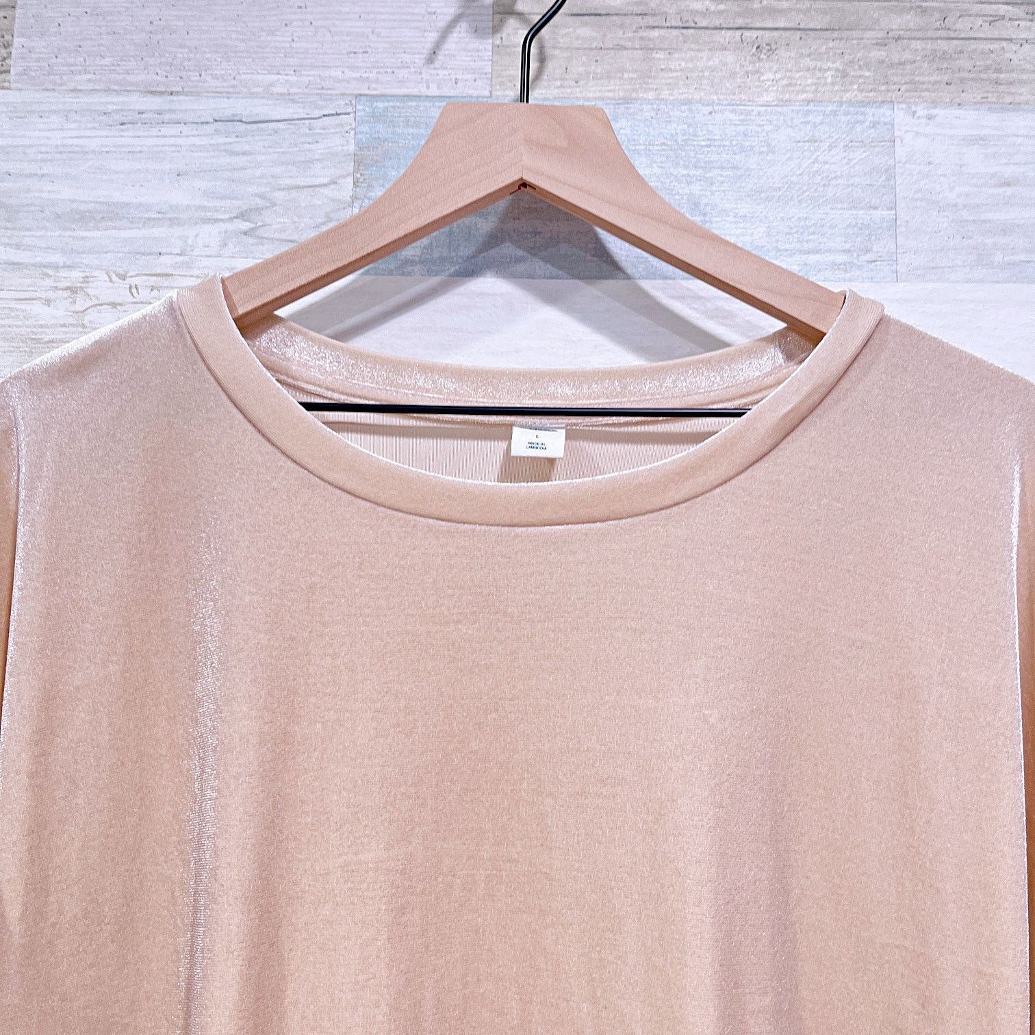Old Navy Old Navy Velvet Ruffle Sleeve Top Ivory Blush Womens Large Size L / US 10 / IT 46 - 3 Thumbnail