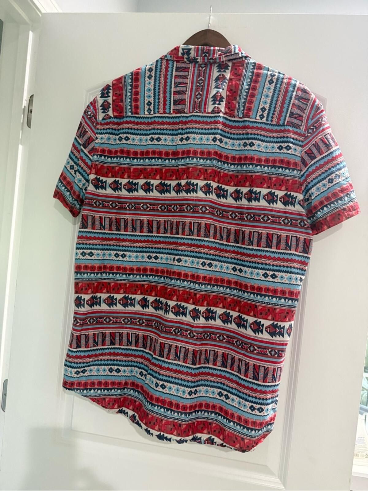 Aeropostale Aeropostale Red and Blue Aztec-Pattern Short Sleeve Size US XL / EU 56 / 4 - 2 Thumbnail