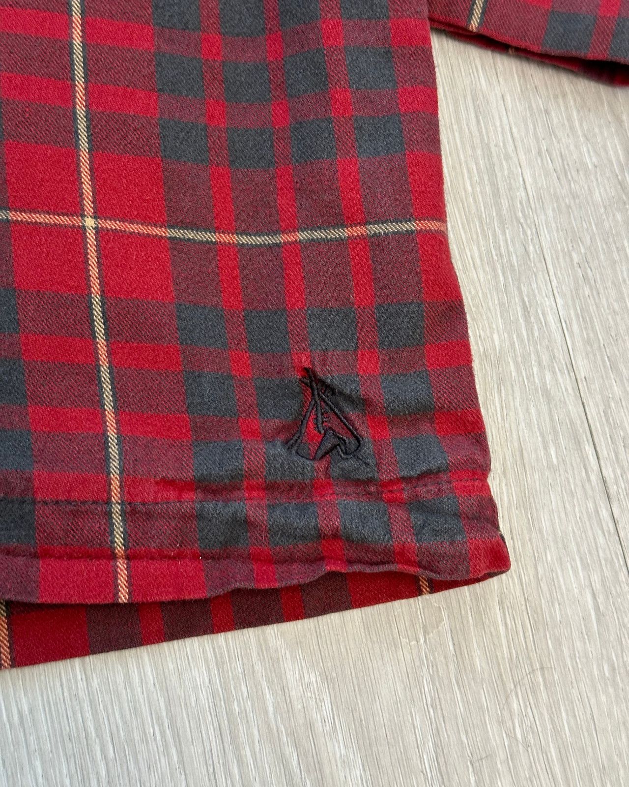 Pendleton Vintage Pendleton Faded Red Plaid Flannel Shirt Size Medium Size US M / EU 48-50 / 2 - 4 Thumbnail