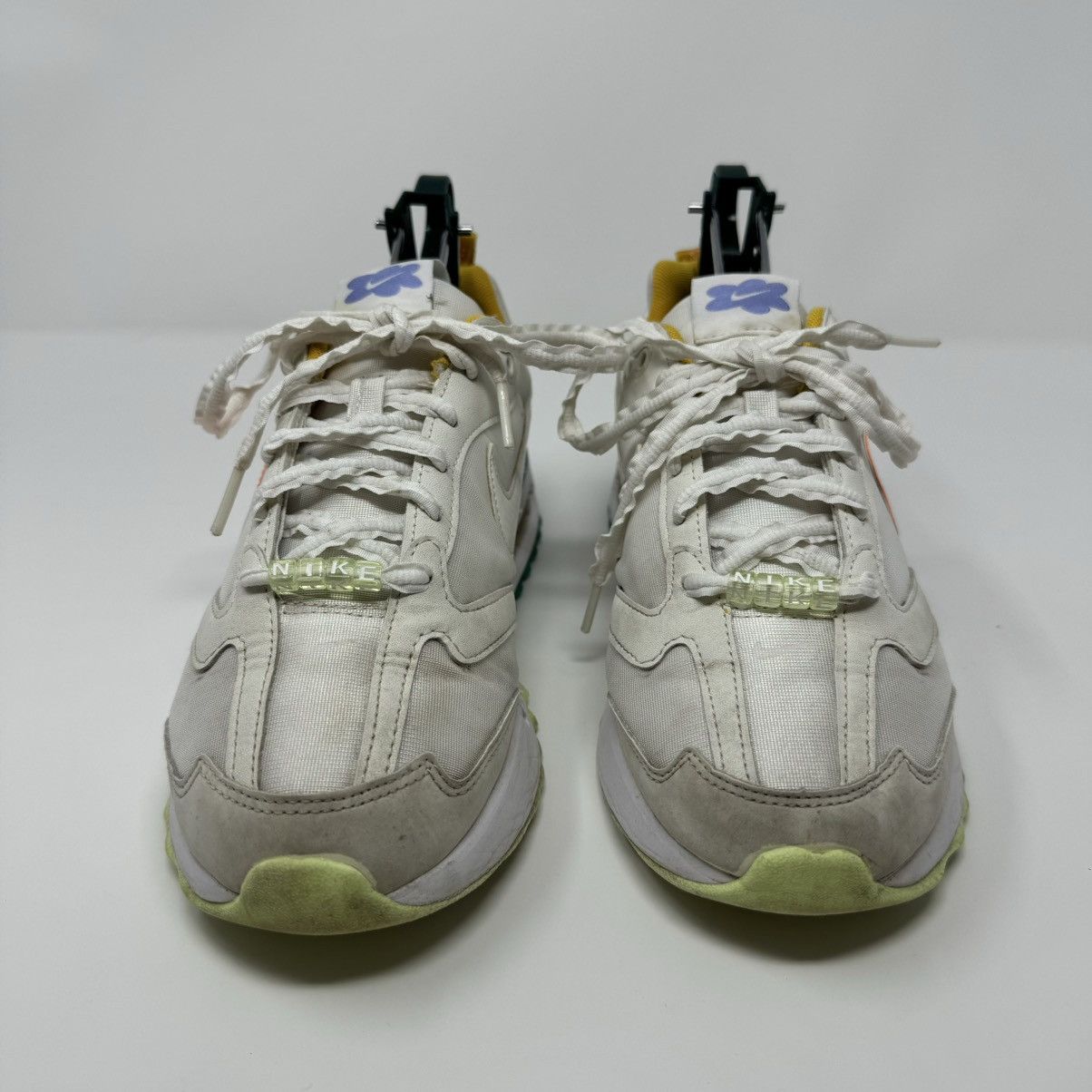 Nike New Nike Air Max Dawn White Size 8 Women's Running Shoes Size US 8 / IT 38 - 2 Thumbnail