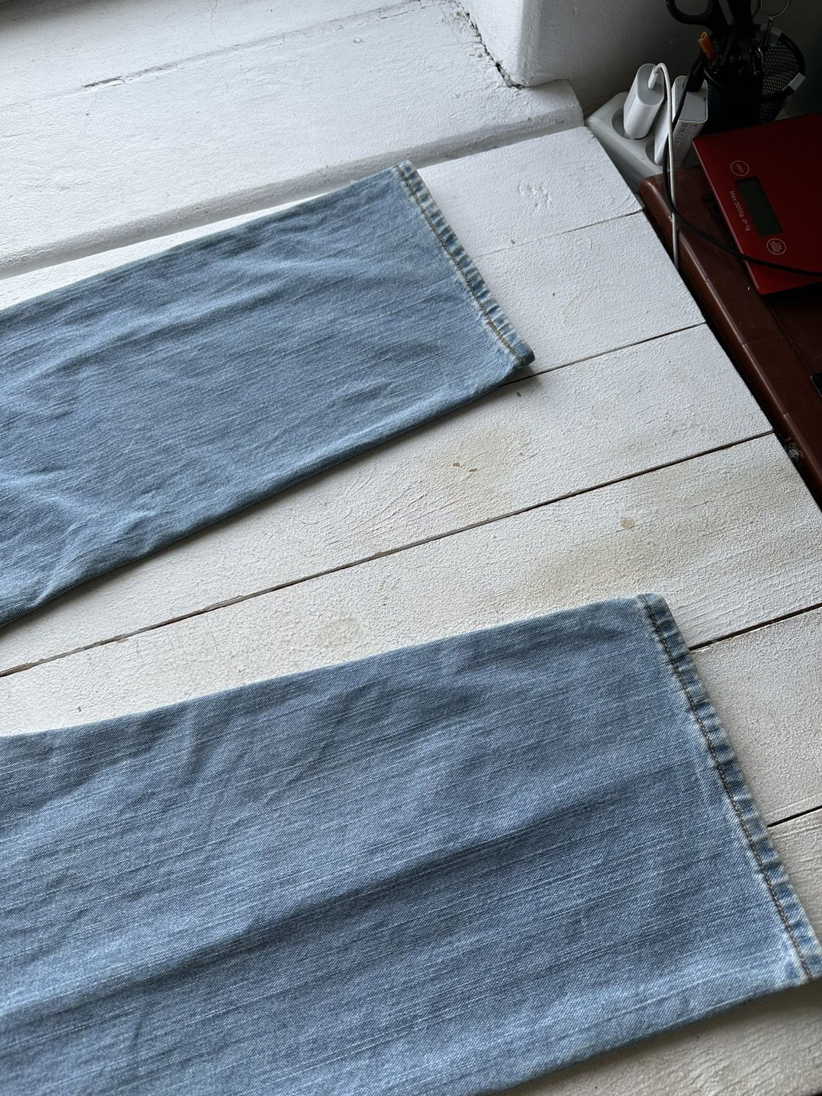 Levi's × Vintage 🚨Vintage 90s Levis Jeans 559 Relaxed Fit Light Wash Denim Size US 38 / EU 54 - 8 Thumbnail