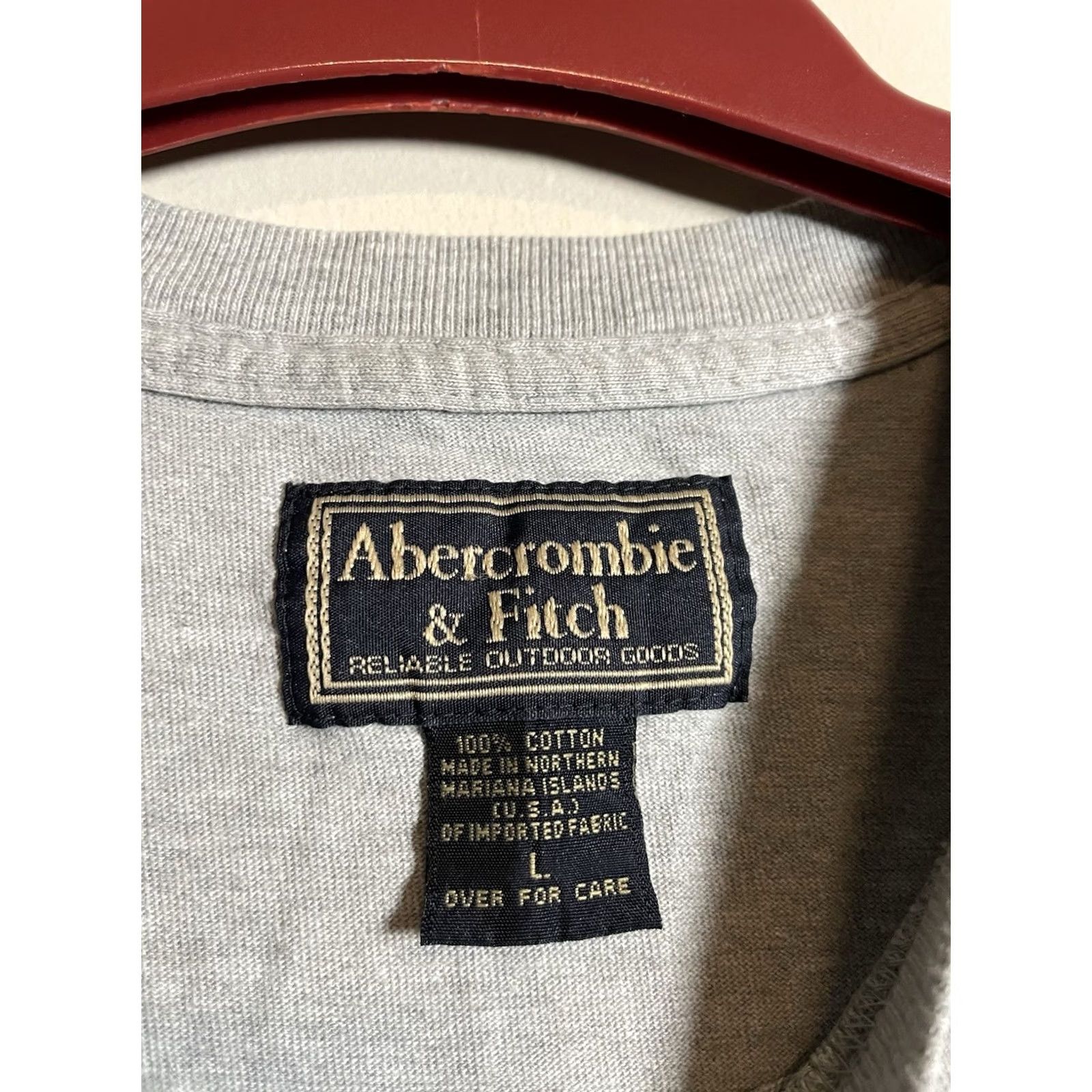 Abercrombie & Fitch VINTAGE Abercrombie & Fitch T-Shirt Gray 90s Center Patch Crew Neck Short Sleeve L Men 90s Size US L / EU 52-54 / 3 - 3 Thumbnail