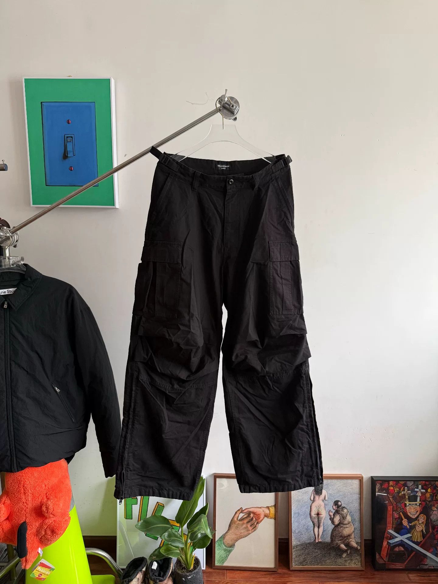 Balenciaga Balenciaga Cargo Pants Size US 28 / EU 44 - 1 Thumbnail
