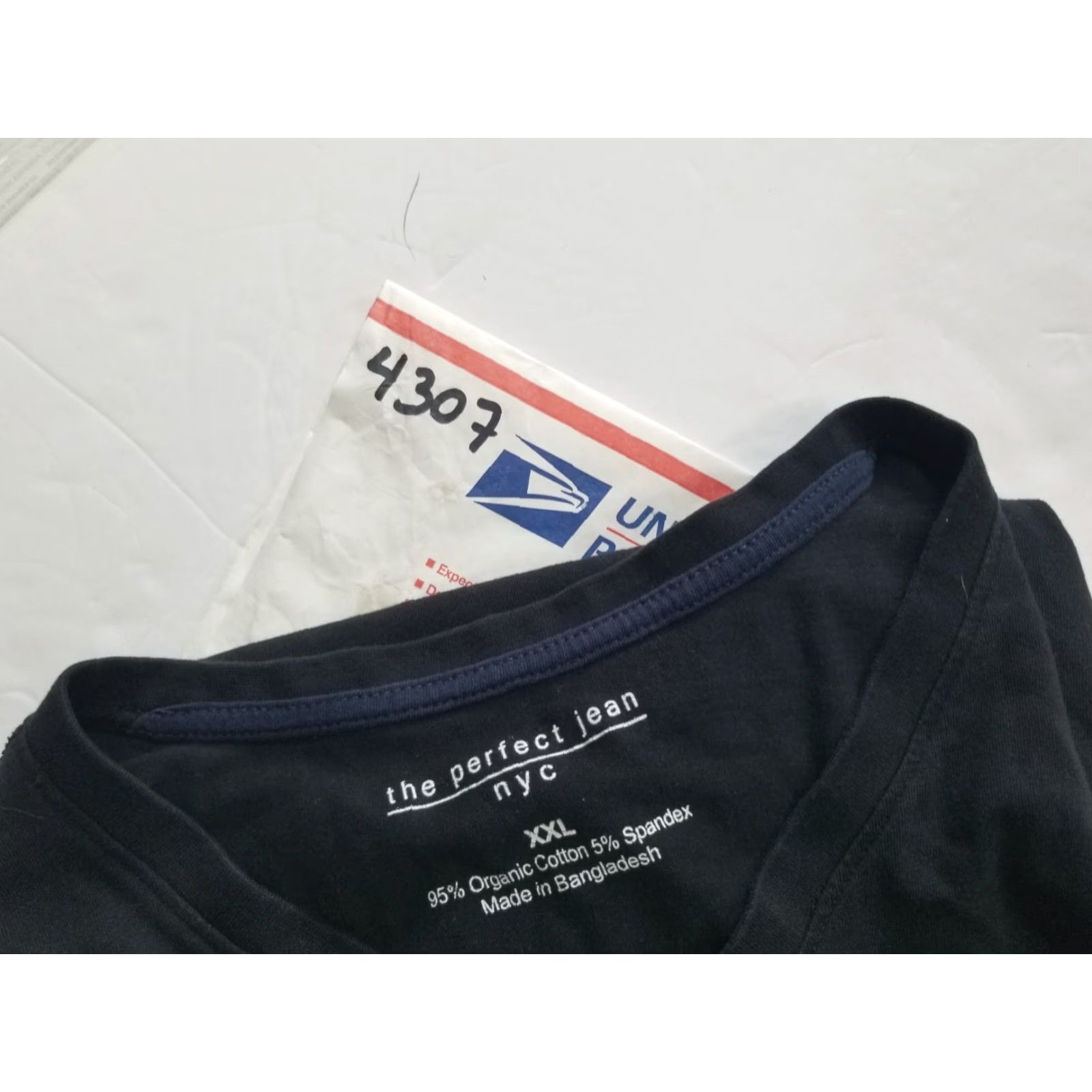 Vintage VINTAGE? (No) The Perfect Jeans T-Shirt Men’s 2XL Black Short Sleeve Organic Cotton Flaws Size US XXL / EU 58 / 5 - 8 Thumbnail