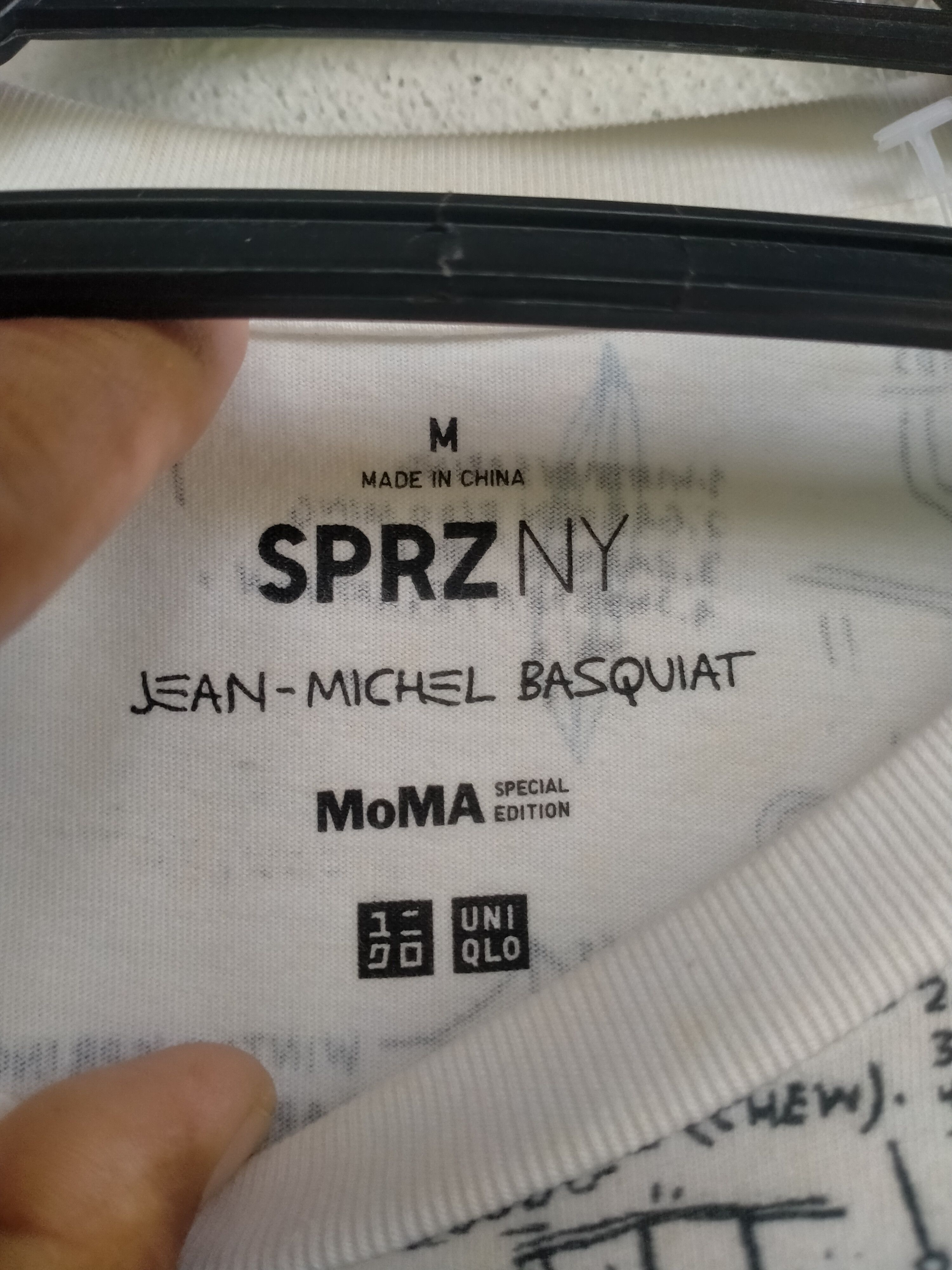 Japanese Brand × Jean-Michel Basquiat Jean Michael basquit X Uniqlo FULLPRINT t-shirt Size US M / EU 48-50 / 2 - 5 Thumbnail
