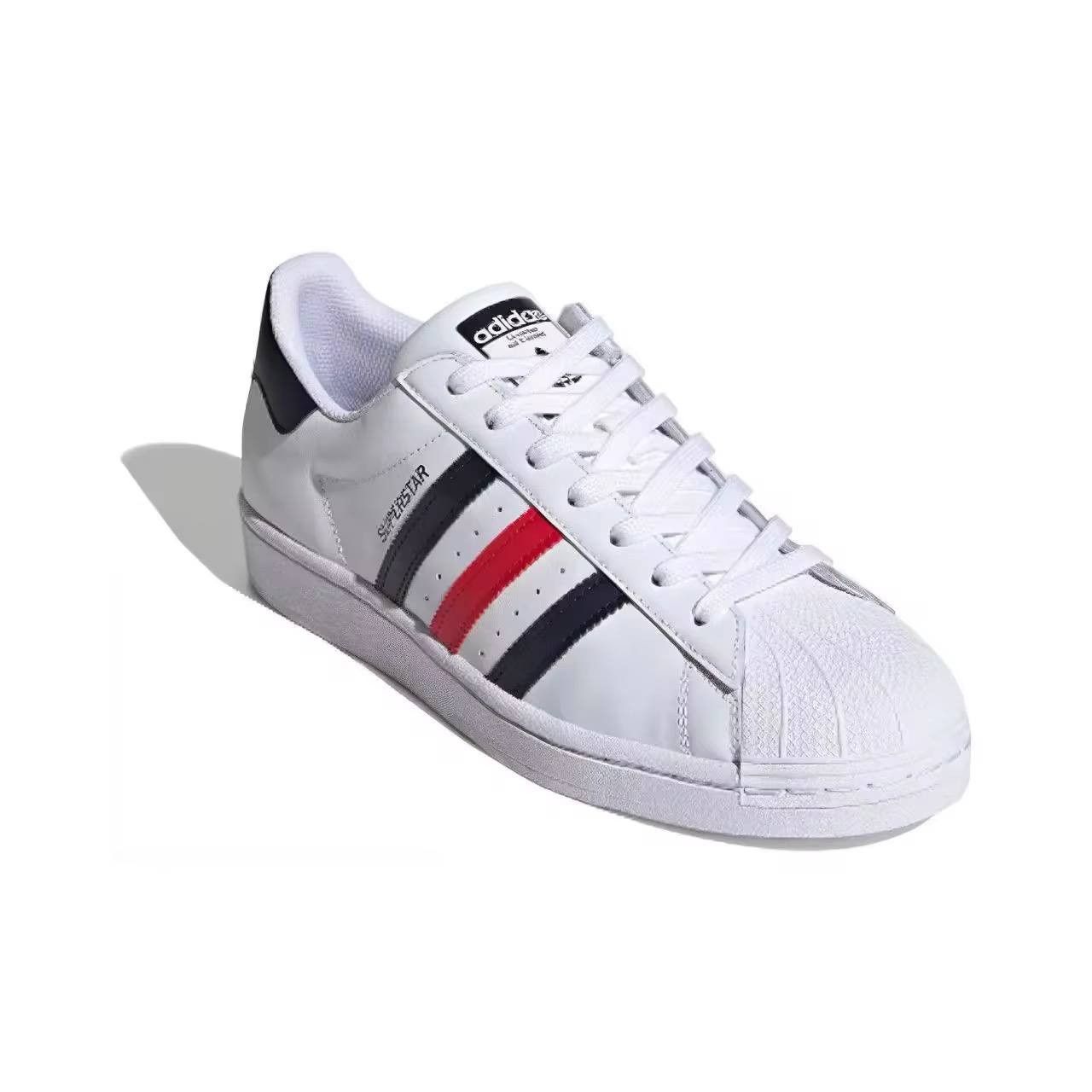 men's classic adidas sneakers