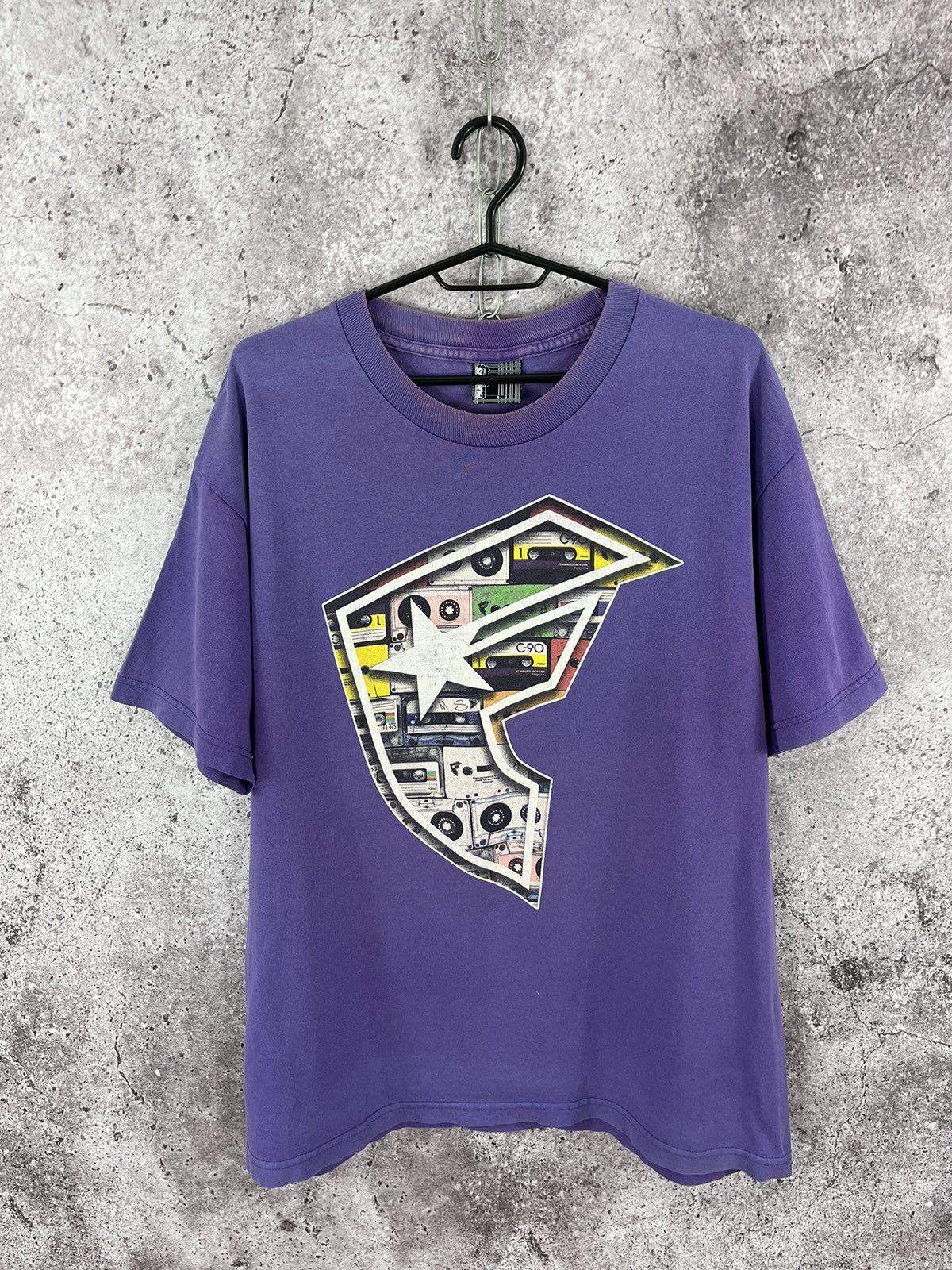 Famous Stars And Straps Famous Stars and Straps Vintage Tee Big Logo Graphic Size L Size US L / EU 52-54 / 3 - 1 Thumbnail