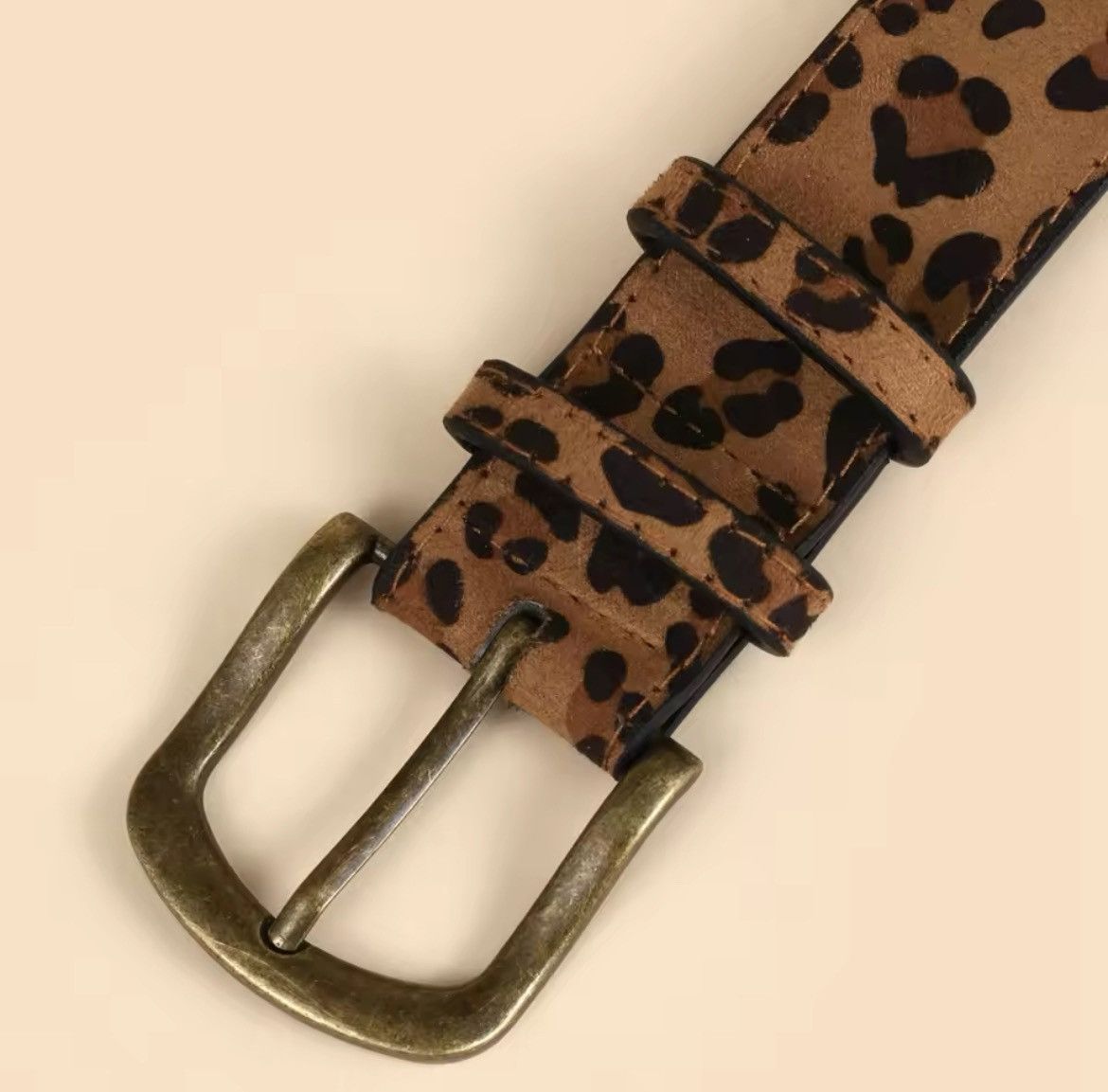 Japanese Brand 2000s leopard cheetah print belt Size 32 - 3 Thumbnail