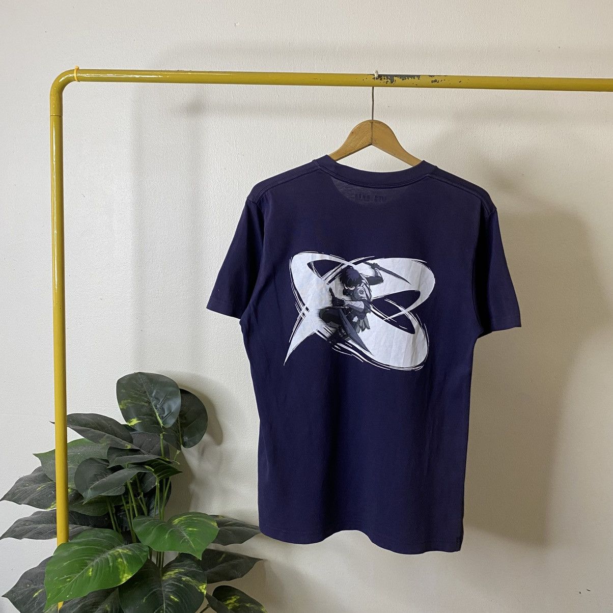 Uniqlo UT x Kaiju No. 8 Soshiro Hoshina Anime Manga Collaboration T Size US M / EU 48-50 / 2 - 1 Thumbnail
