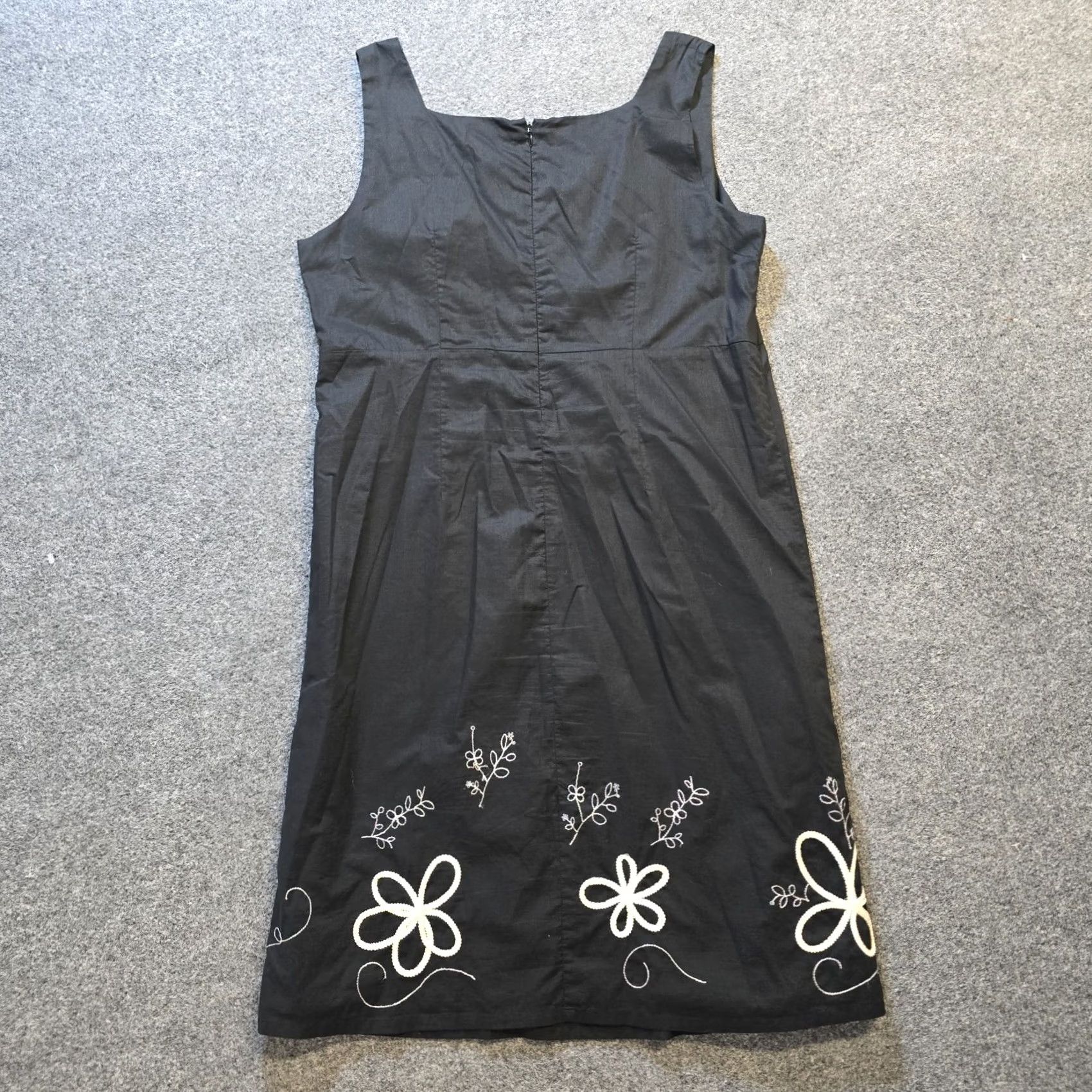 Etro Fresh Produce Dress Womens Size 16 Black Floral Embroidery Lined Classic Retro Shirt Dress Womens 16 Black Floral Embroidery Lined Classic Retro Size XXL / US 16-18 / IT 52-54 - 7 Thumbnail