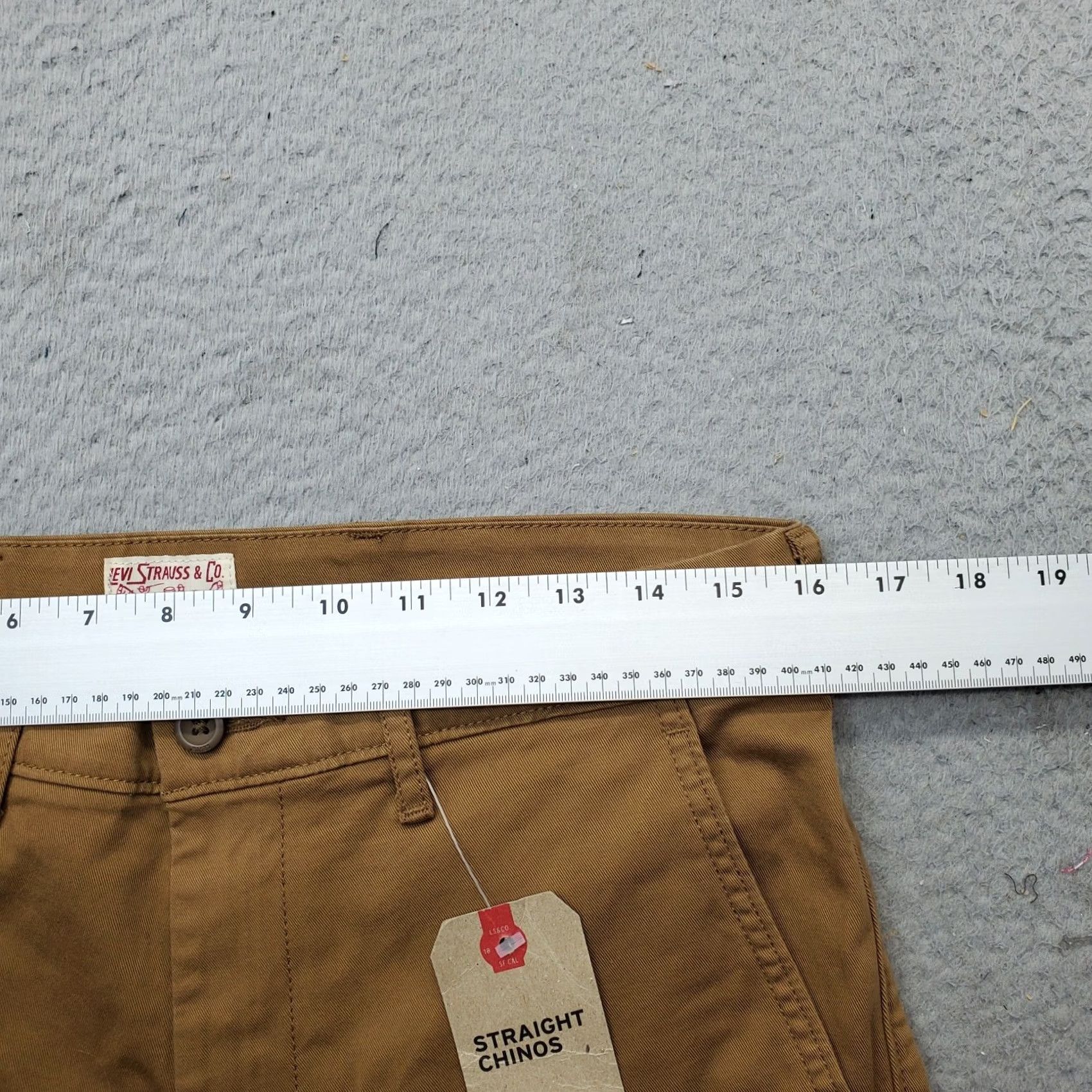 Levi's Levi's Chino Pants Mens 30/29 Tan Straight Leg Stretch Flat Front Slash Pocket Flat Front Pants Mens Size 30 Tan Straight Leg Chino Size US 30 / EU 46 - 6 Thumbnail