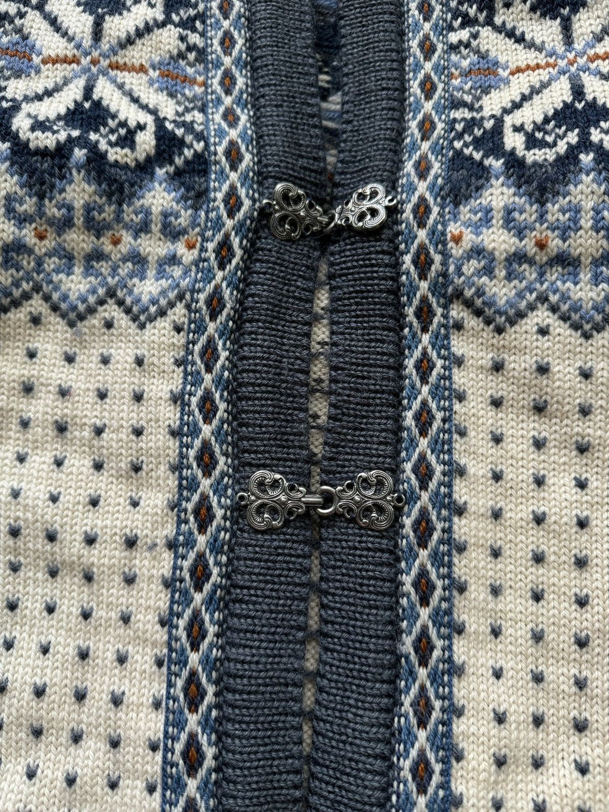 Dale Of Norway × Designer × Vintage Dale of Norway vintage 100% wool ethnic cardigan sweater Size US L / EU 52-54 / 3 - 3 Thumbnail
