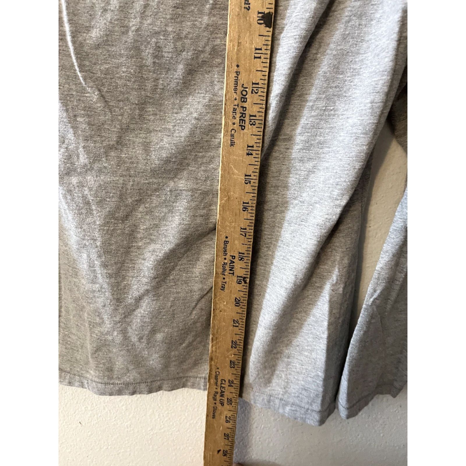 Champion Champion Gray Long Sleeve Logo T-Shirt Women's Large Logo Top Size L / US 10 / IT 46 - 4 Thumbnail