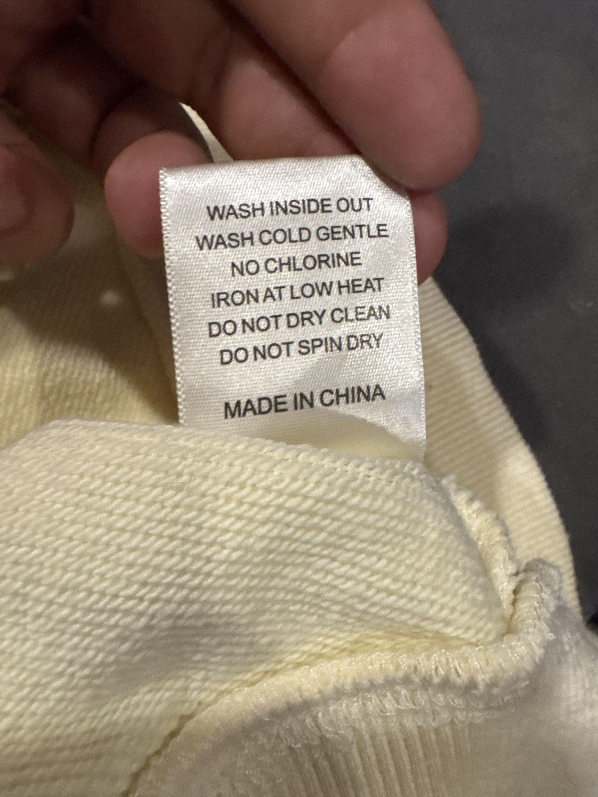 Vale Vale Forever Nostalgia Zip Up ‘Tattered/Cream’ Size US M / EU 48-50 / 2 - 7 Thumbnail