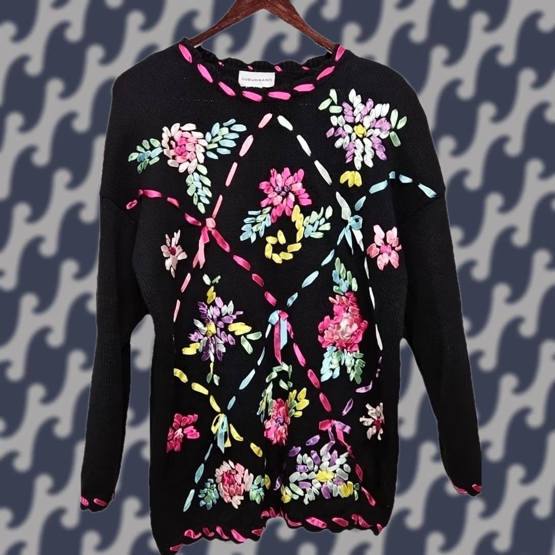 Vintage VINTAGE Suburbans Sweater Floral Embroidered Knit Black 90s Women’s M Crew Neck Pullover Lightweight All Seasons Size M / US 6-8 / IT 42-44 - 1 Thumbnail
