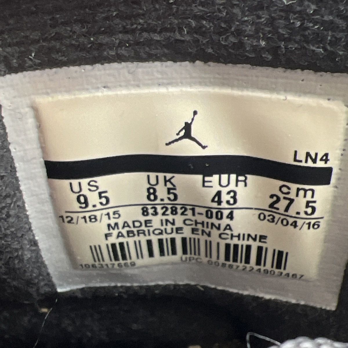 Jordan Brand Air Jordan 8 confetti Size US 9.5 / EU 42-43 - 8 Thumbnail