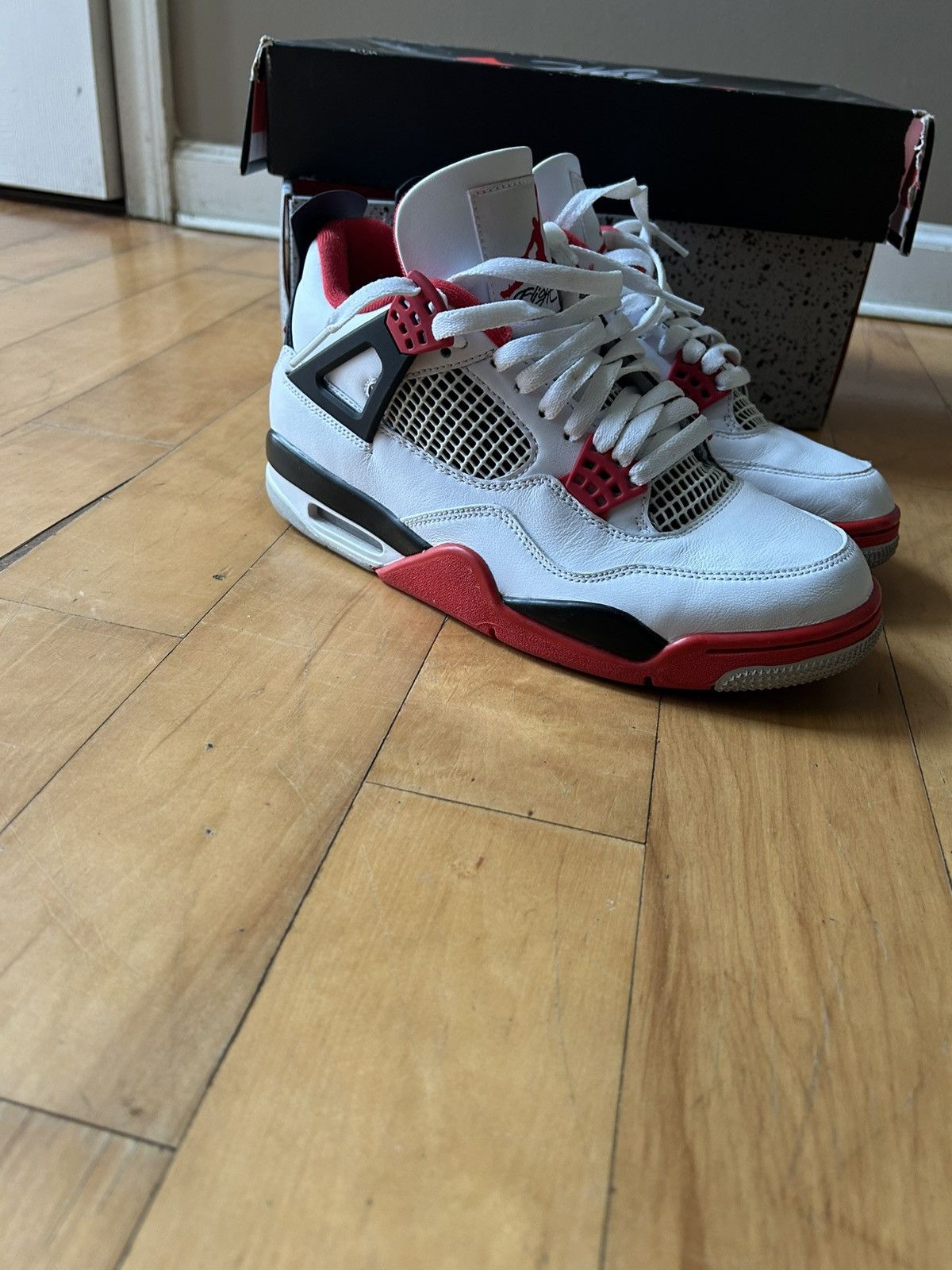 Jordan Brand Jordan 4 Retro Fire red Size US 8.5 / EU 41-42 - 5 Thumbnail